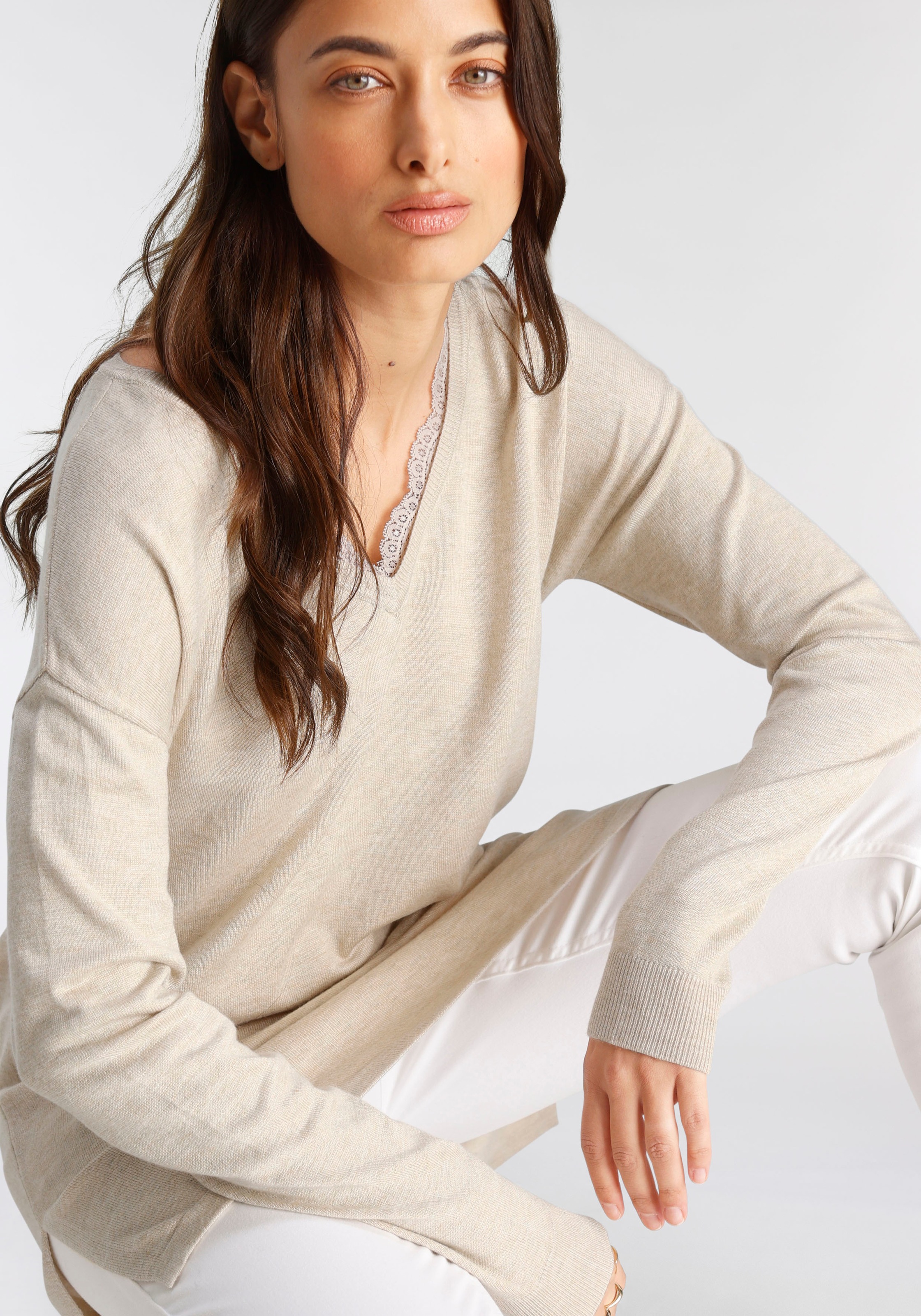 Image of Laura Scott Longpullover, mit Spitzen am Ausschnitt bei Ackermann Versand Schweiz