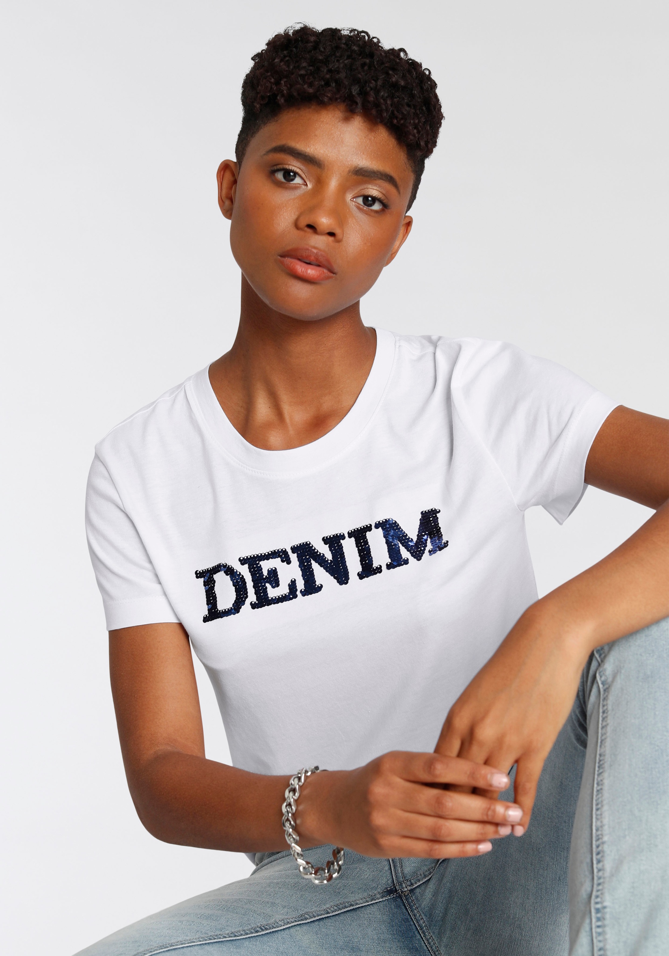 Image of Arizona Rundhalsshirt »Cropped Shirt«, Mit Wendepailetten bei Ackermann Versand Schweiz