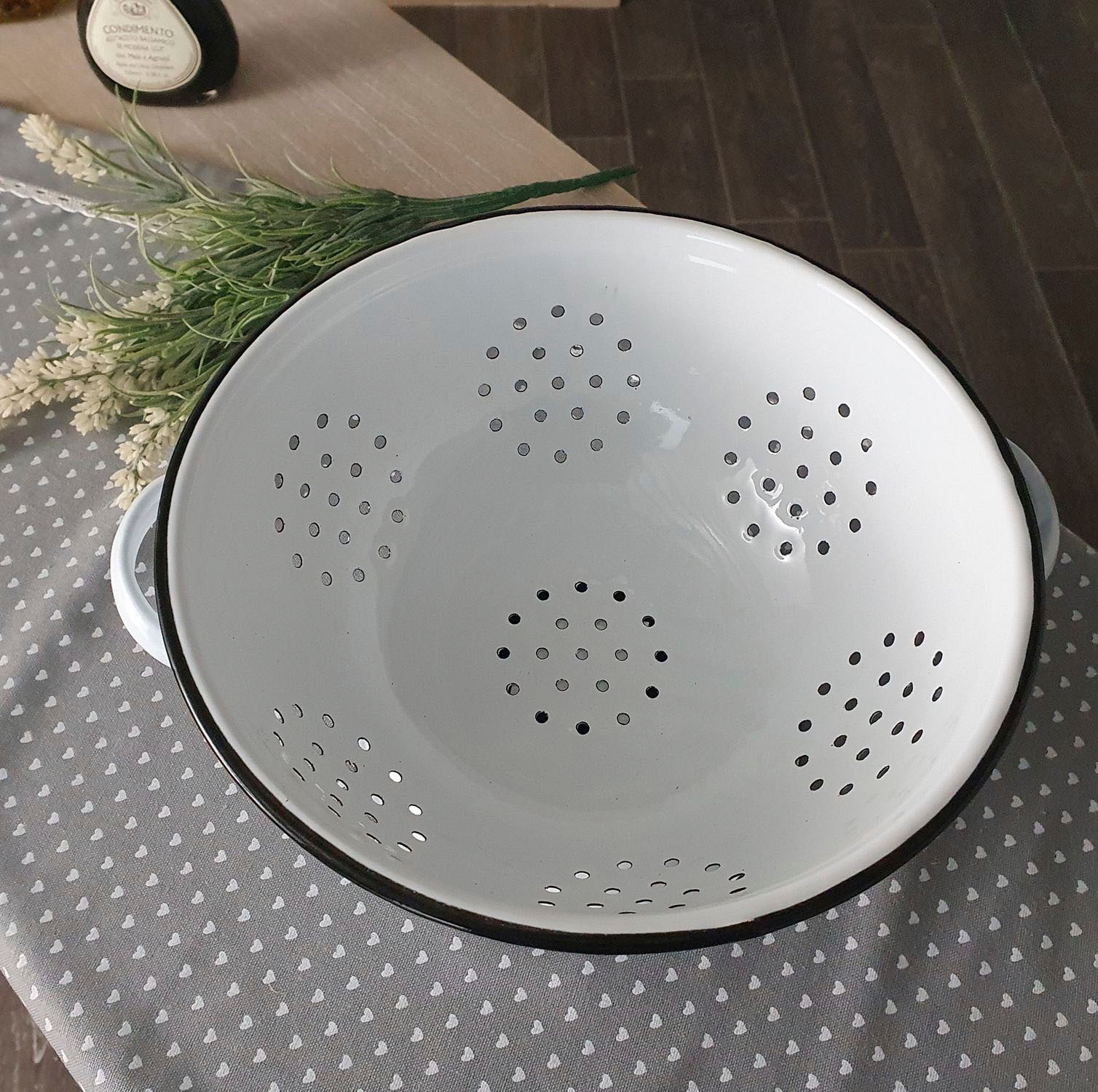 Ambiente Haus Schüssel »Sieb aus Emaille in Antikweiss«, 1 tlg., aus Emaille