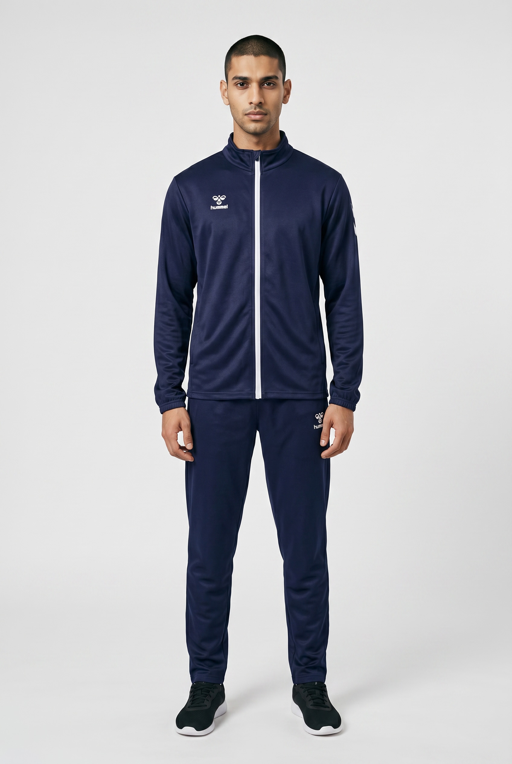 Image of hummel Trainingsanzug "HMLLOGO SUIT" 2 Stk. zweiteiliges Set, ohne Kapuze, aus Polyester