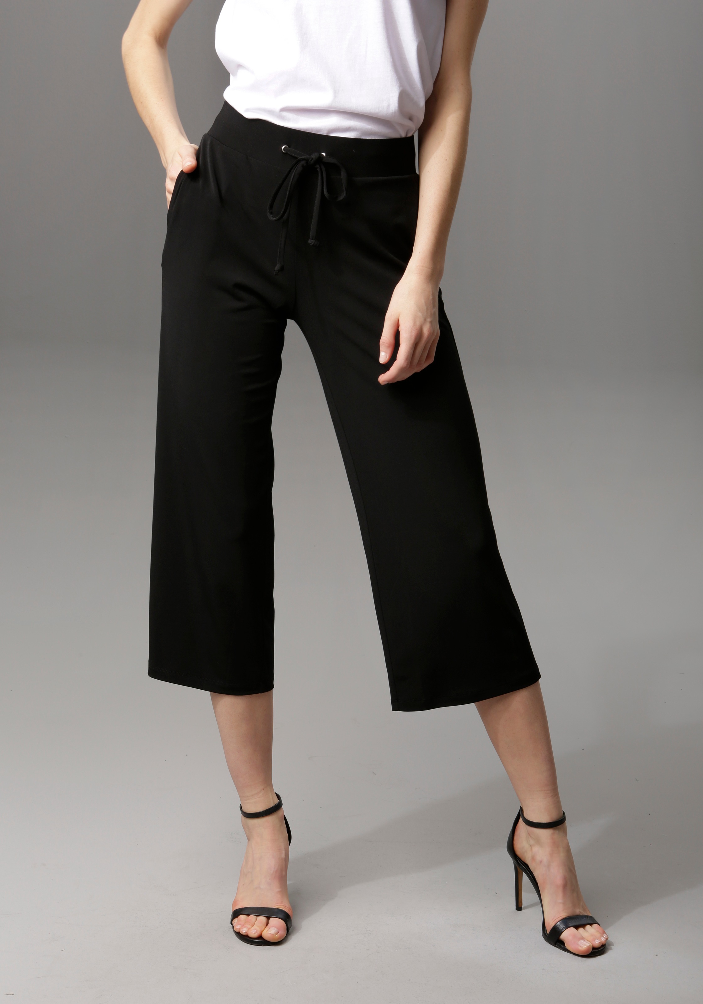 Image of Aniston CASUAL Culotte, in unifarben oder trendig gemustert bei Ackermann Versand Schweiz