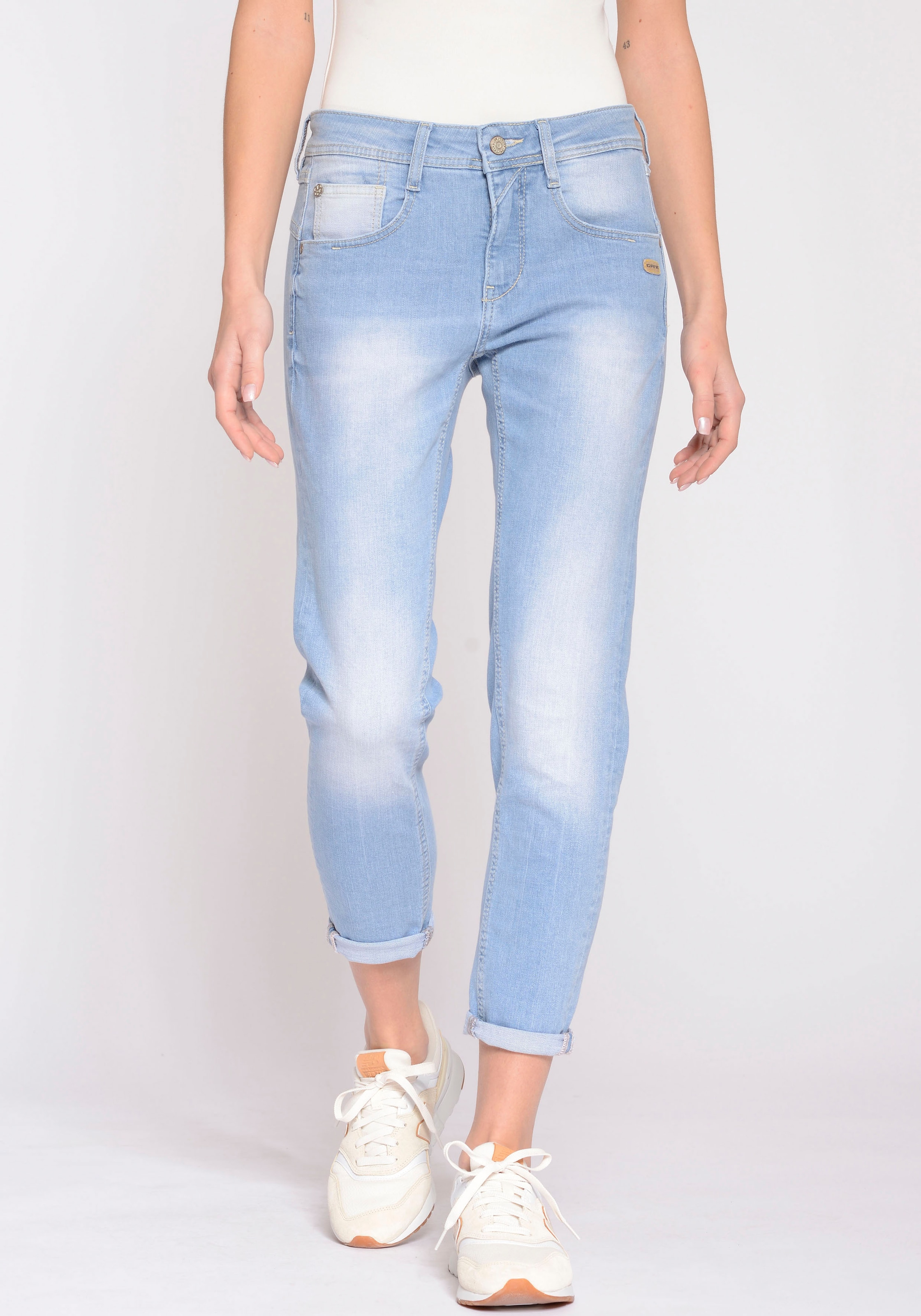 CROPPED«, ♕ GANG bestellen versandkostenfrei Relax-fit-Jeans mit Abriebeffekten »94AMELIE