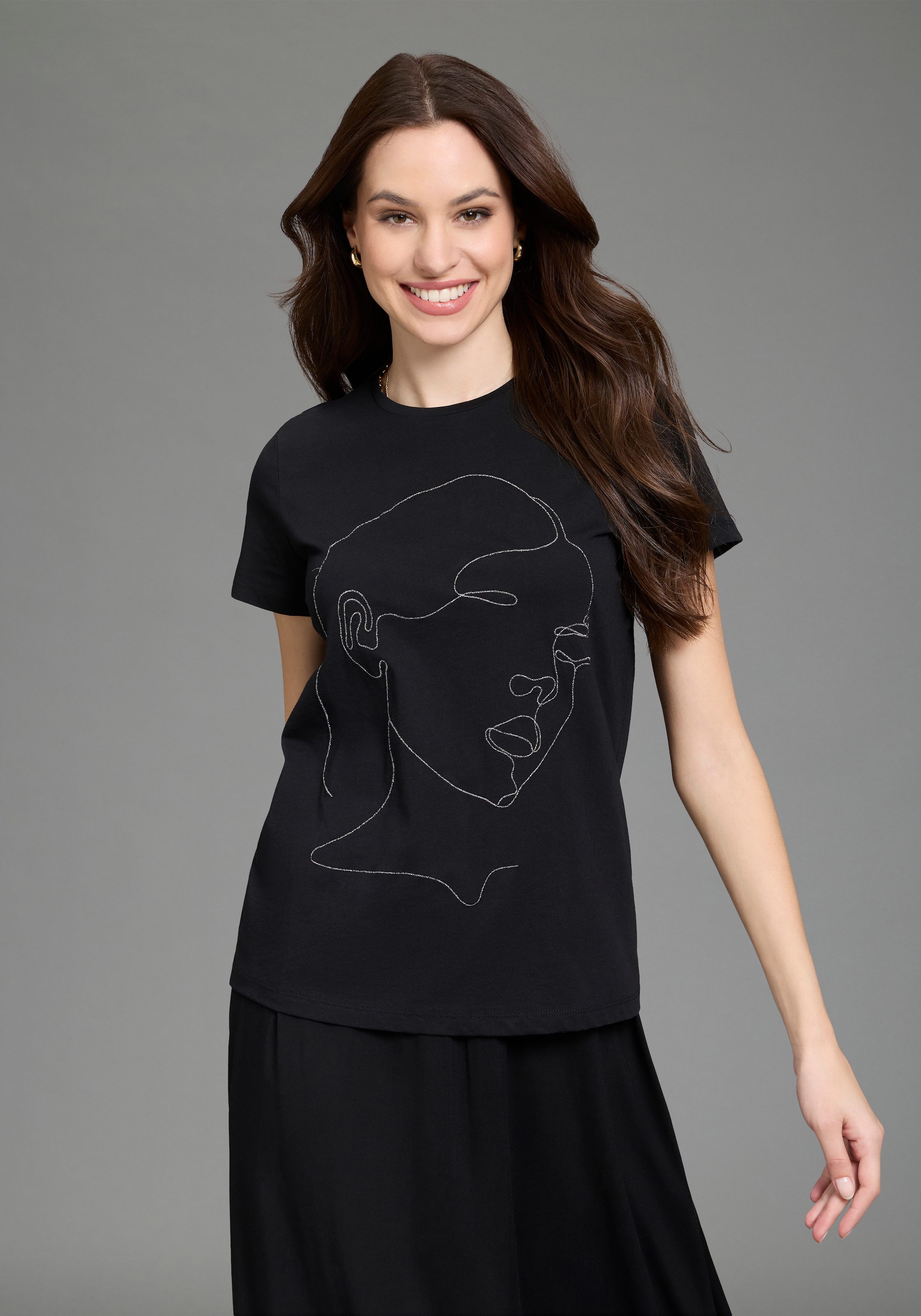 Image of Laura Scott T-Shirt mit Stickerei, schimmernde Optik, moderner Look