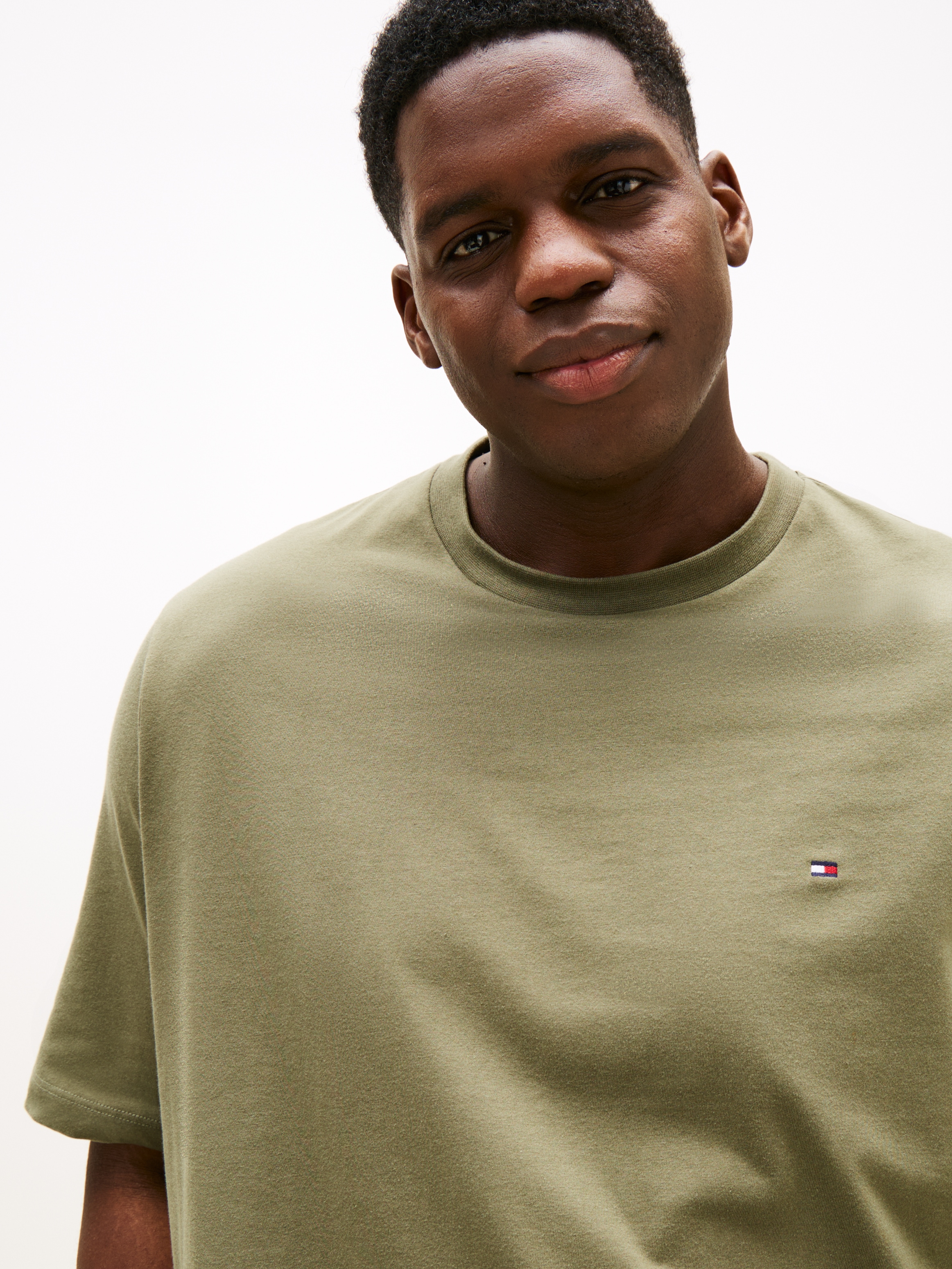 Tommy Hilfiger Big & Tall T-Shirt »BT-ESS SEASONAL REG SOLID TEE-B« Grosse Grössen