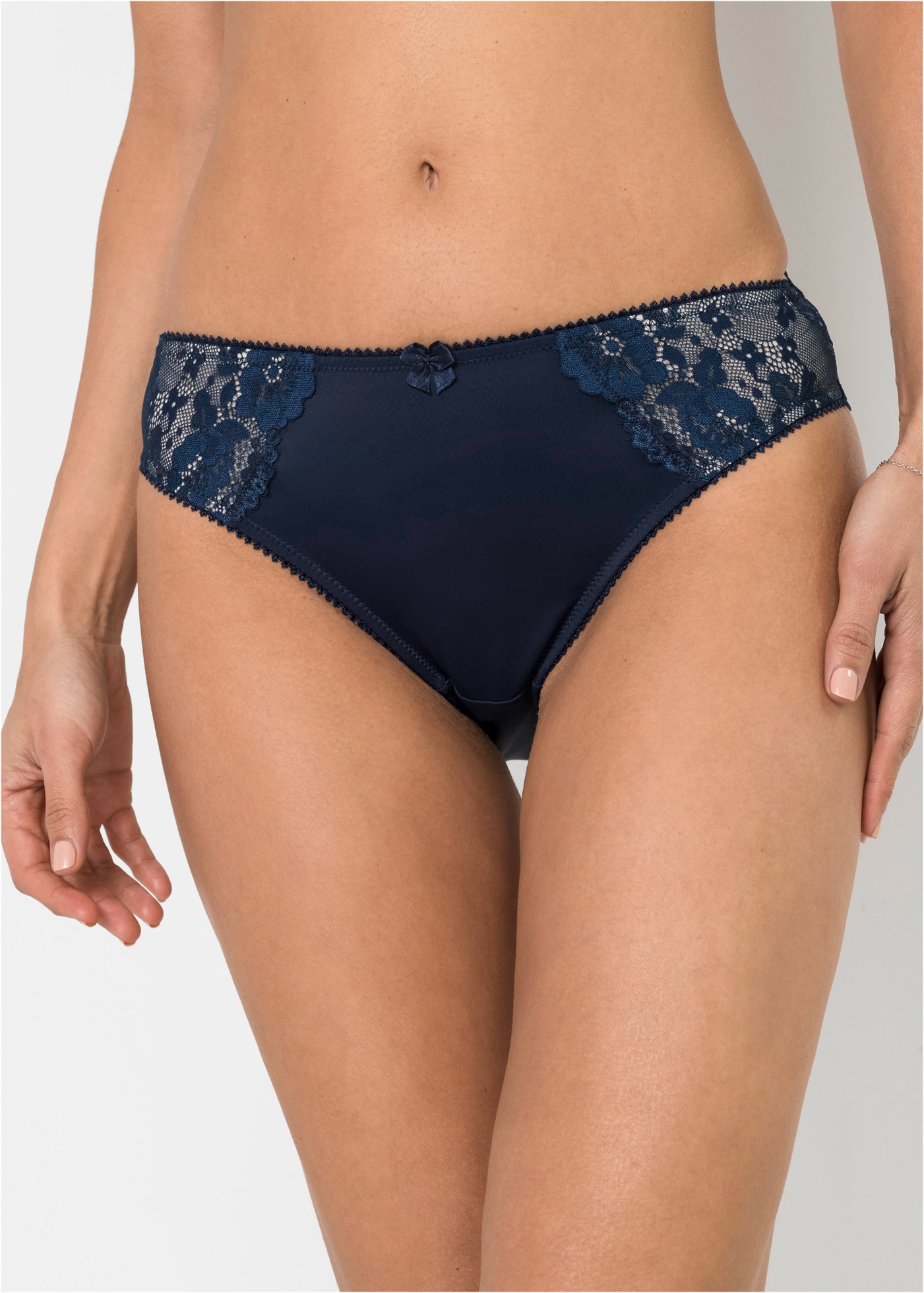 bonprix Slip Packung, 2 cuis klassische Passform, zarte florale Spitze, 2er Pack