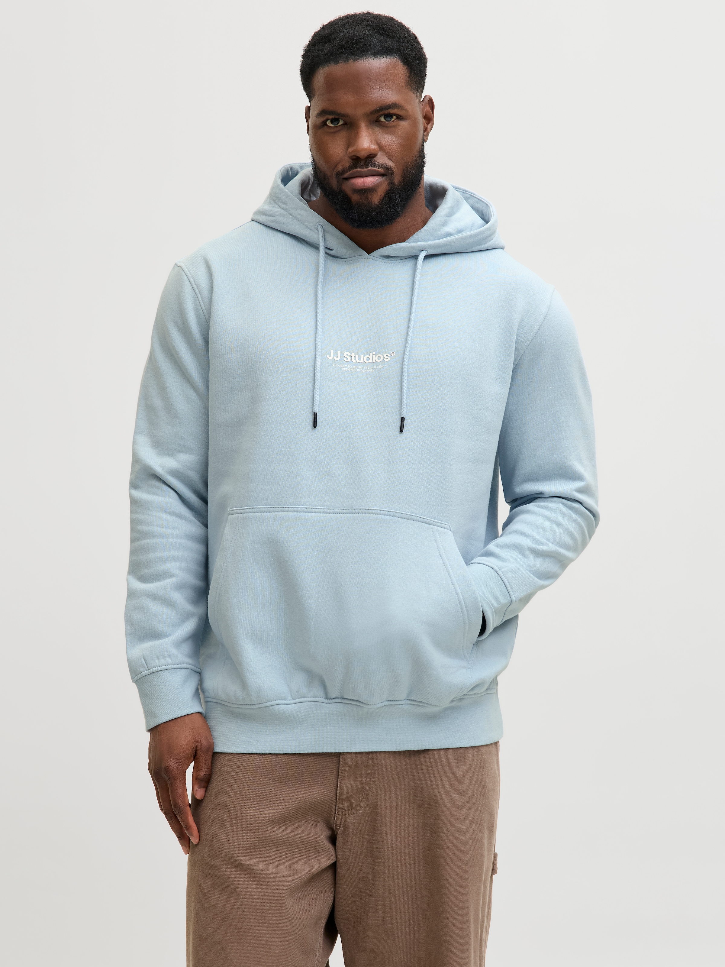 Jack & Jones PlusSize Kapuzensweatshirt »JJESOHO SWEAT HOOD NOOS PLS«, mit Logobranding
