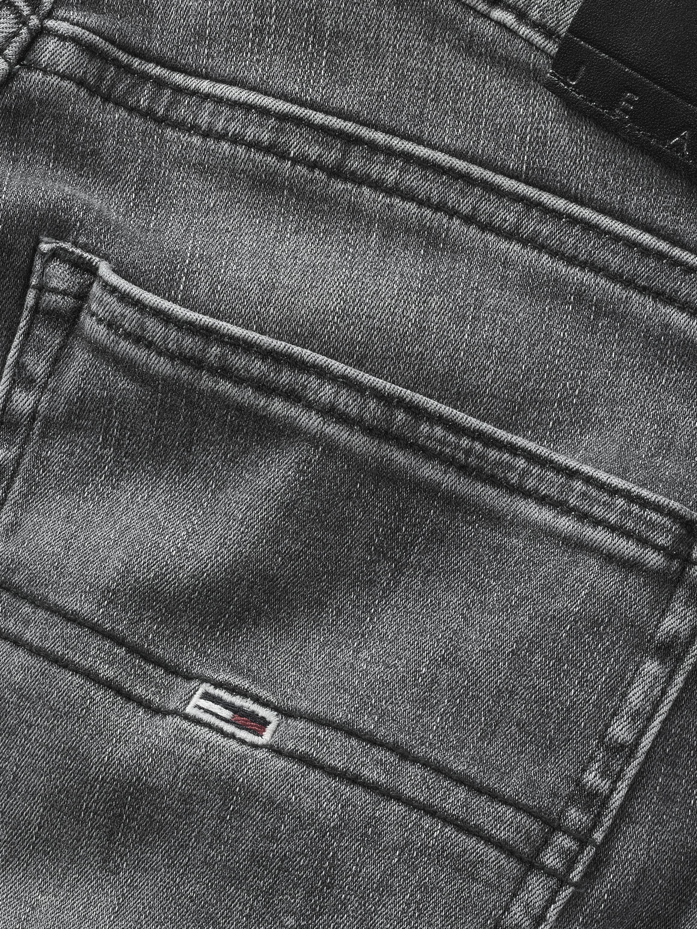 Tommy Jeans Skinny-fit-Jeans »Sylvia High Rise Skinny«, mit Logo-Badge