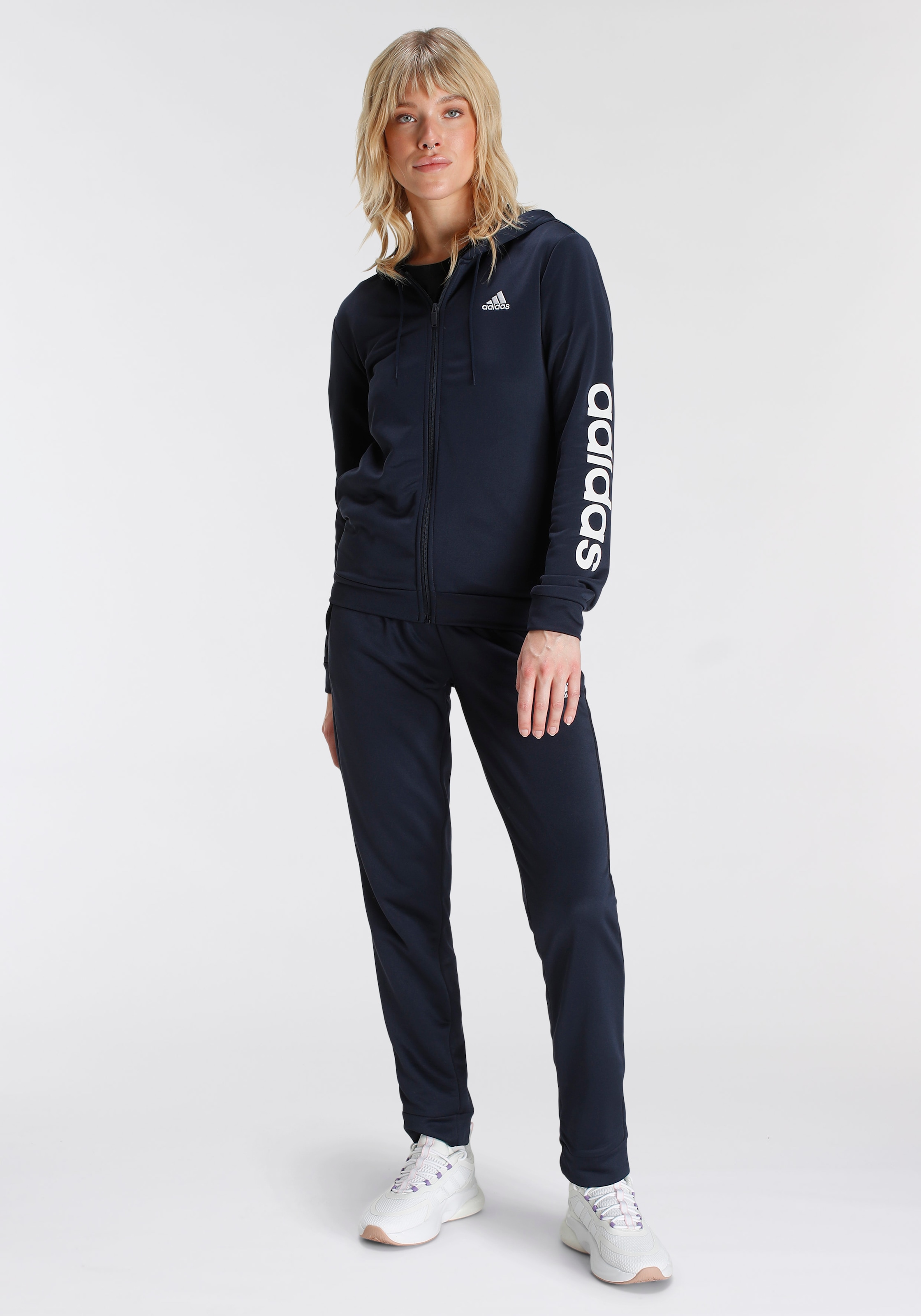 adidas Sportswear T-Shirt »LOUNGEWEAR ESSENTIALS LOGO«