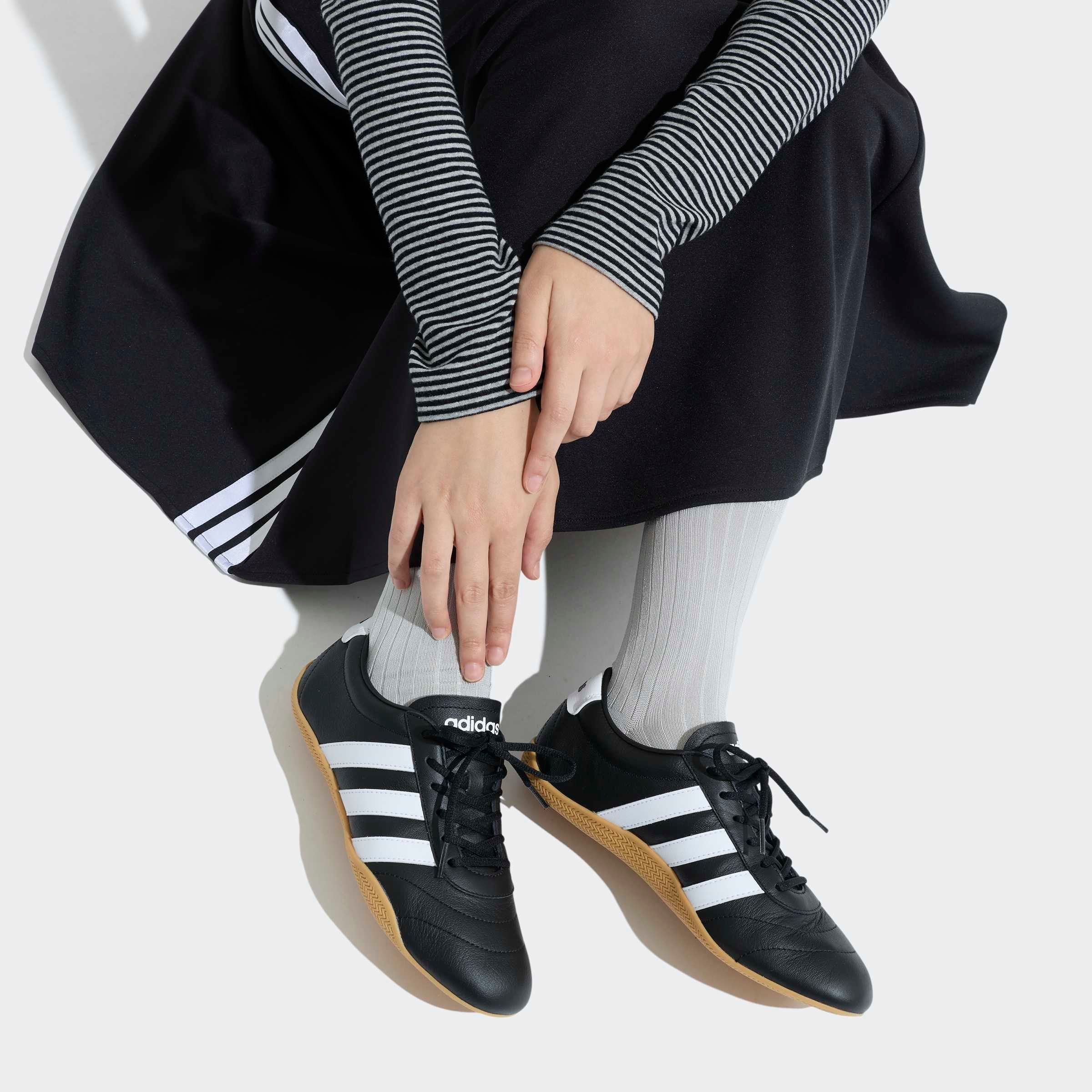 adidas Sportswear Sneaker »GRAND COURT LO«  Design auf den Spuren des adidas Superstar
