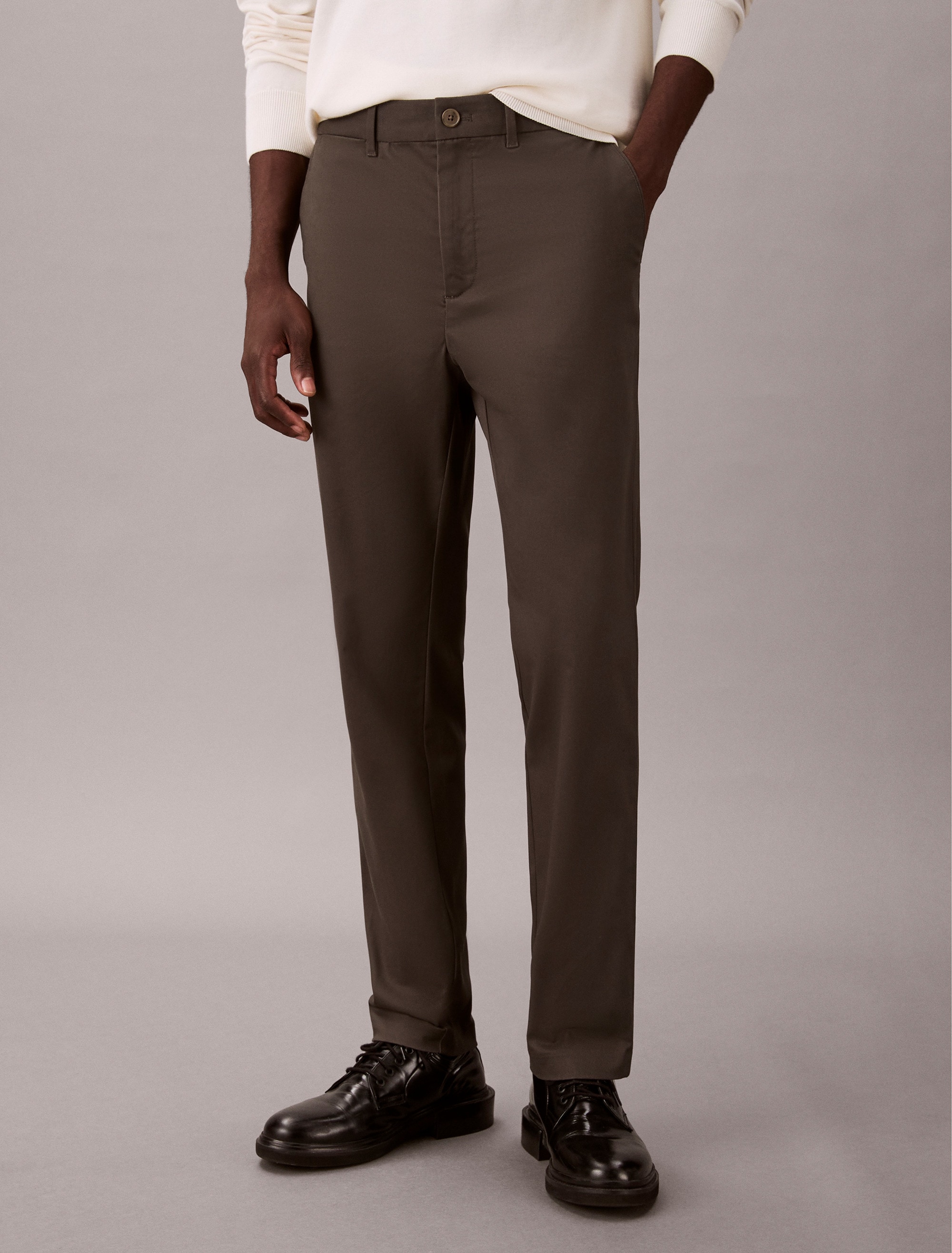 Image of Calvin Klein Stoffhose "SLIM TAPERED SATEEN CHINO TROUSE" slim fit