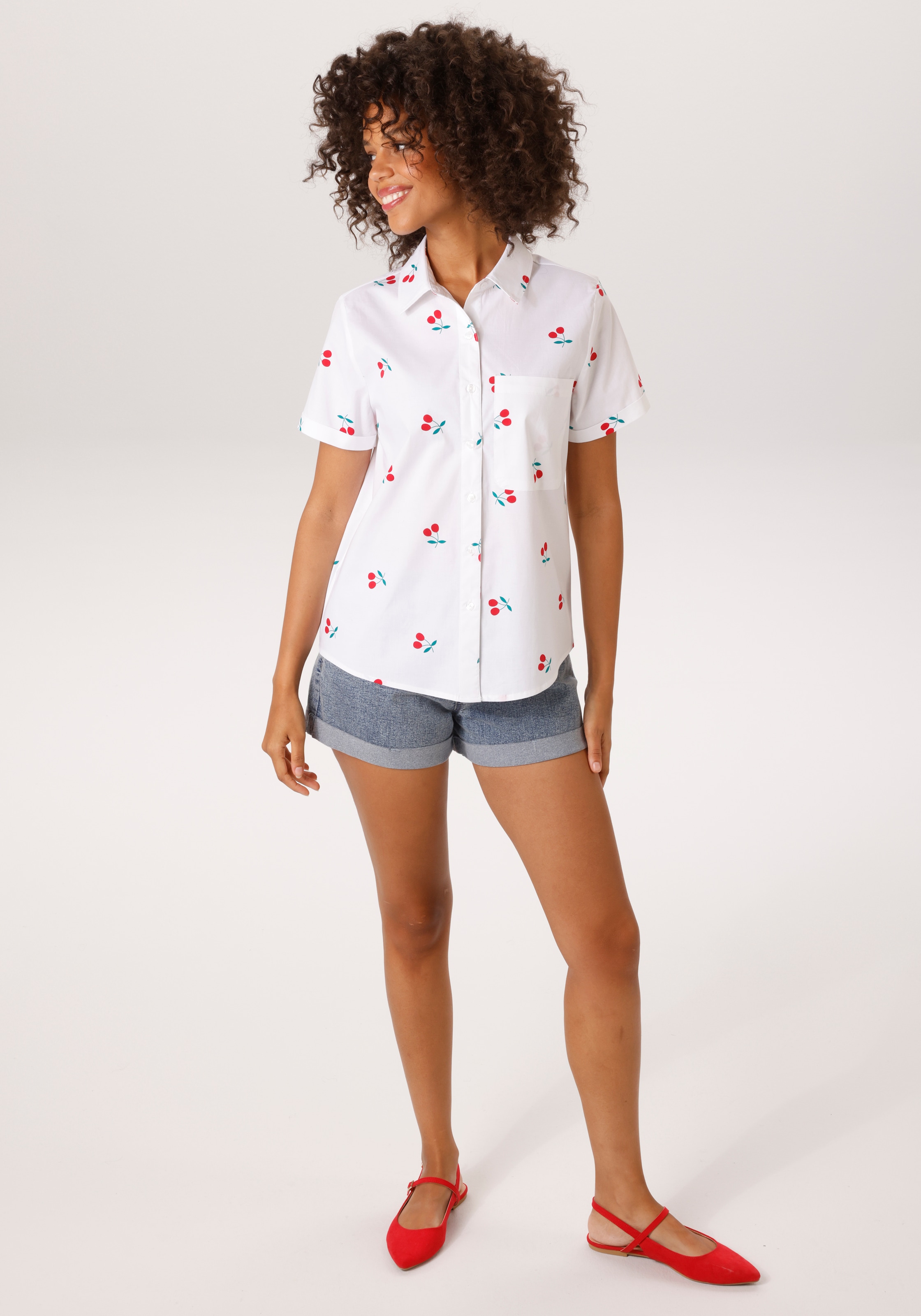 Aniston CASUAL Blouse chemise allover mit grafischen Kirschen bedruckt - NEUE KOLLEKTION