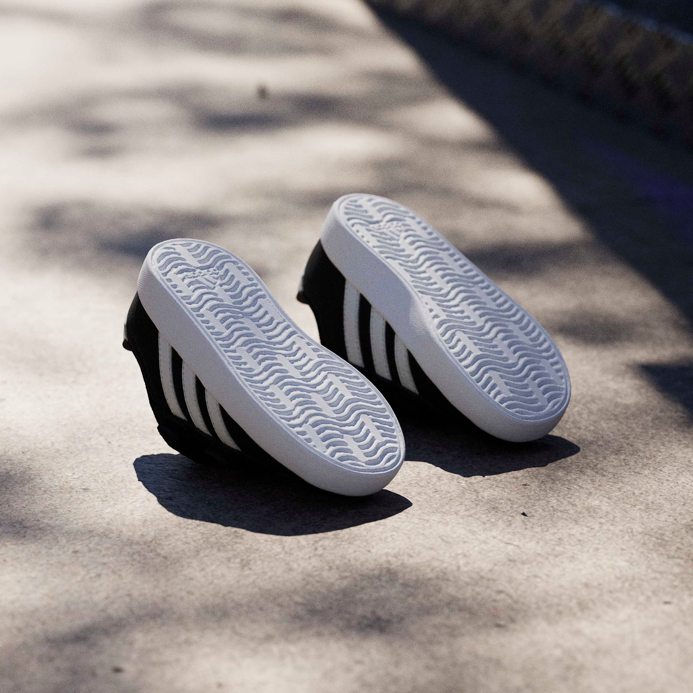 adidas Sportswear Sneakers »VL COURT 3.0«  für Kinder, inspiriert vom Design des adidas samba