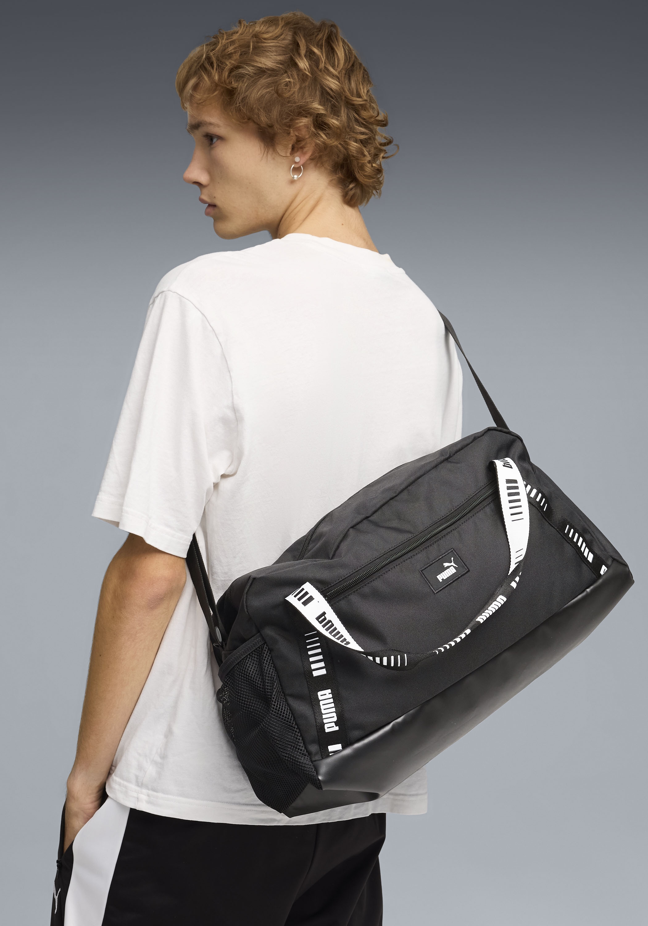 PUMA Sporttasche »PHASE TAPE SMALL SPORTS BAG« für Erwachsene