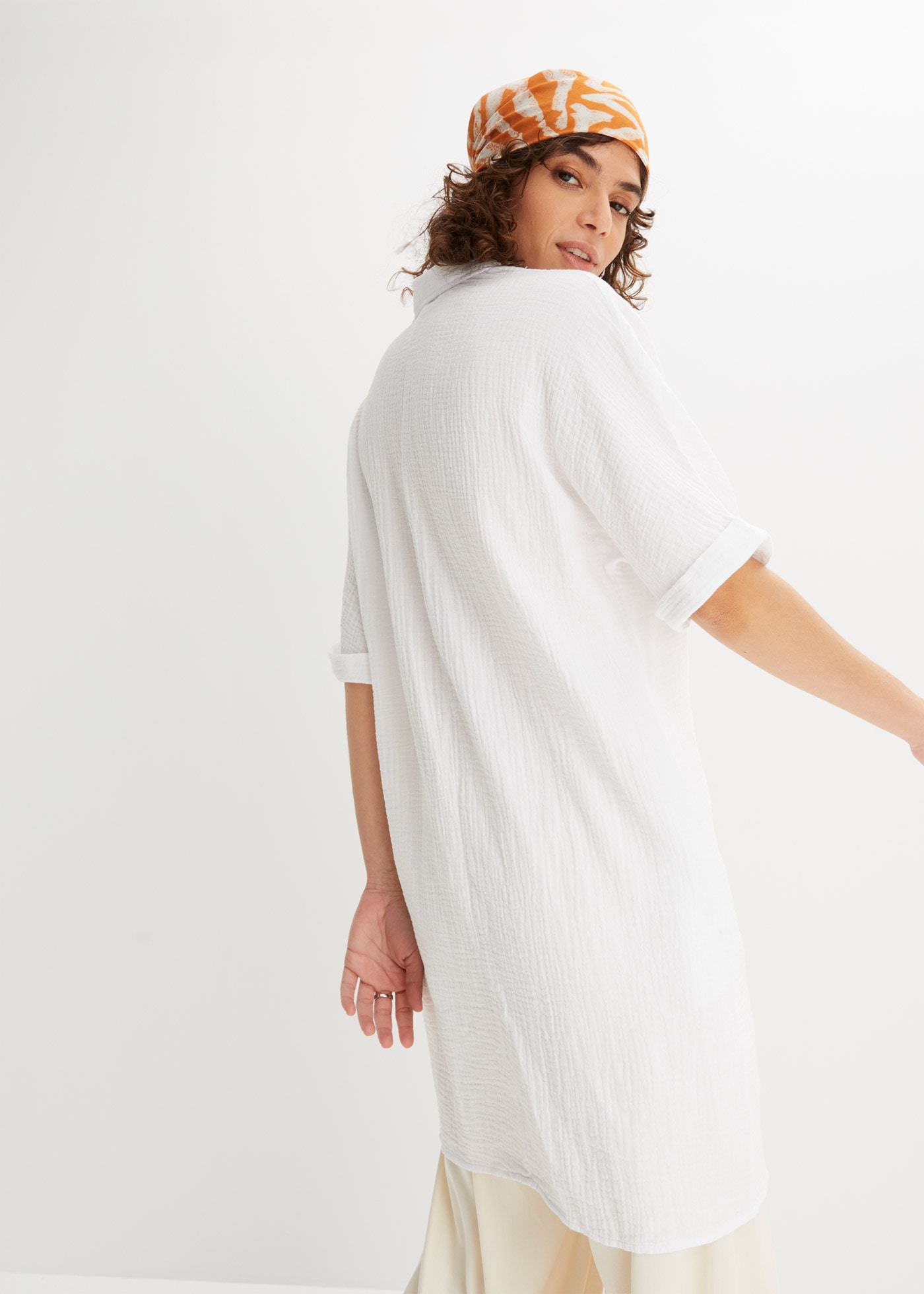 bonprix Shirtbluse »Oversize-Longbluse aus softem Musselin« Oversize-Passform, für warme Tage, aus weichem Musselin
