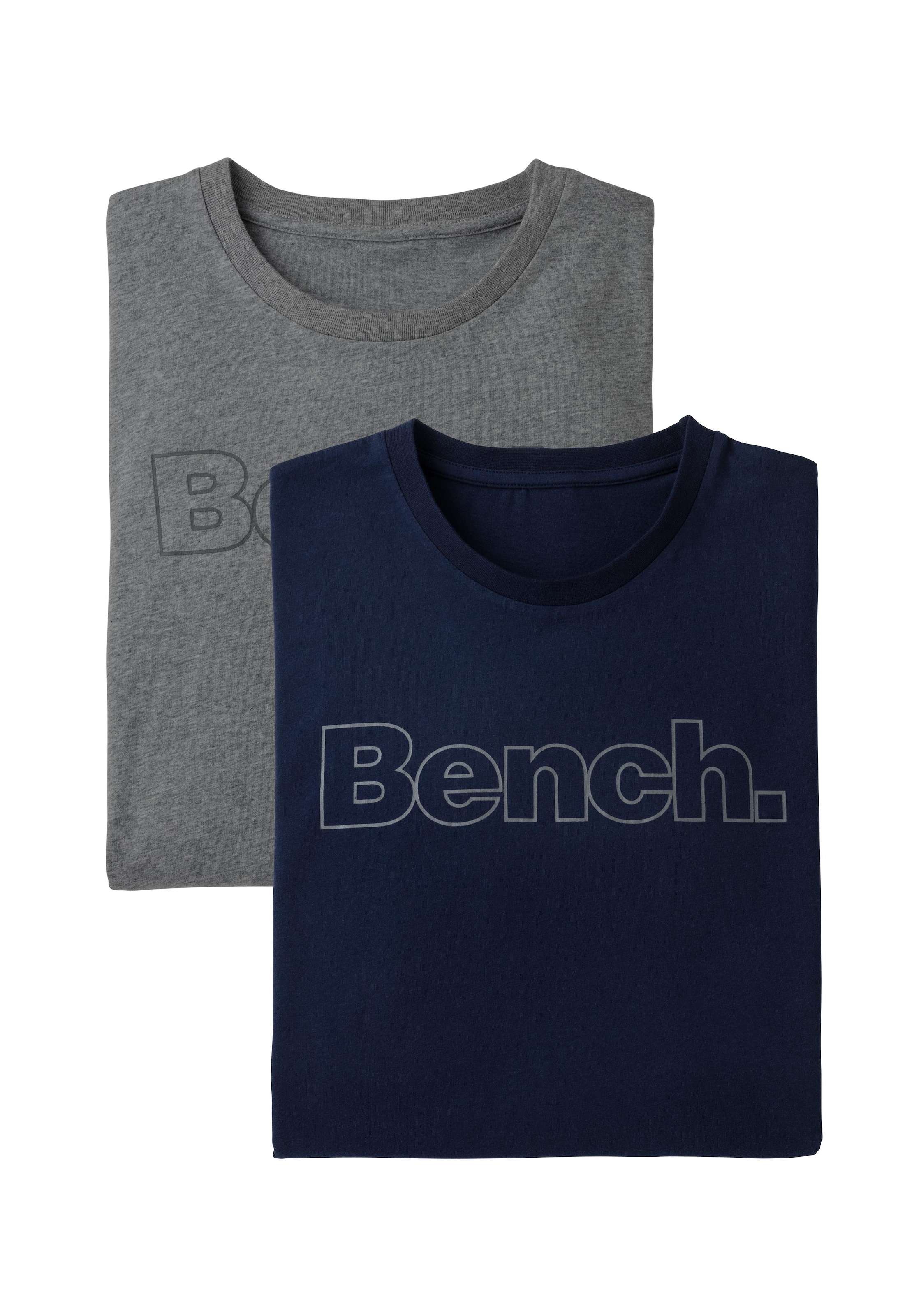 Bench. Loungewear Langarmshirt, mit Bench. Print vorn