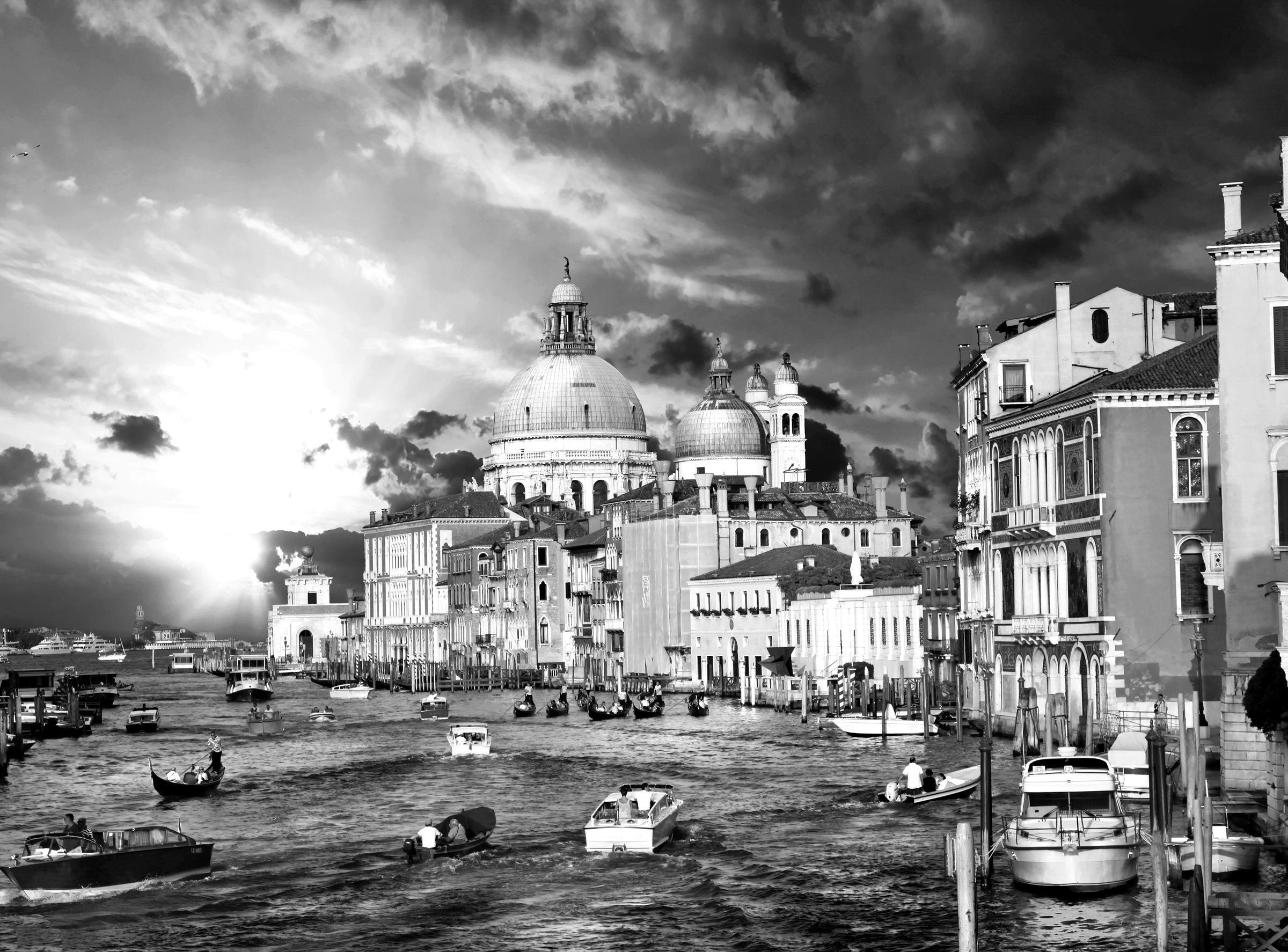 Image of Papermoon Fototapete »Venedig Schwarz & Weiss«, Vliestapete, hochwertiger Digitaldruck, inklusive Kleister bei Ackermann Versand Schweiz