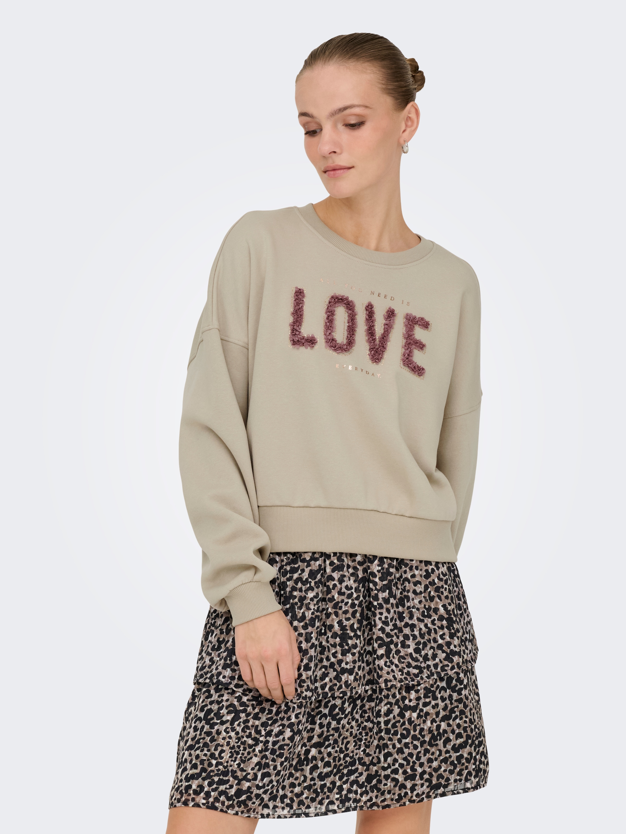 Image of ONLY Sweater "ONLKIARA L/S O-NECK CHIFFON MIX SWT"