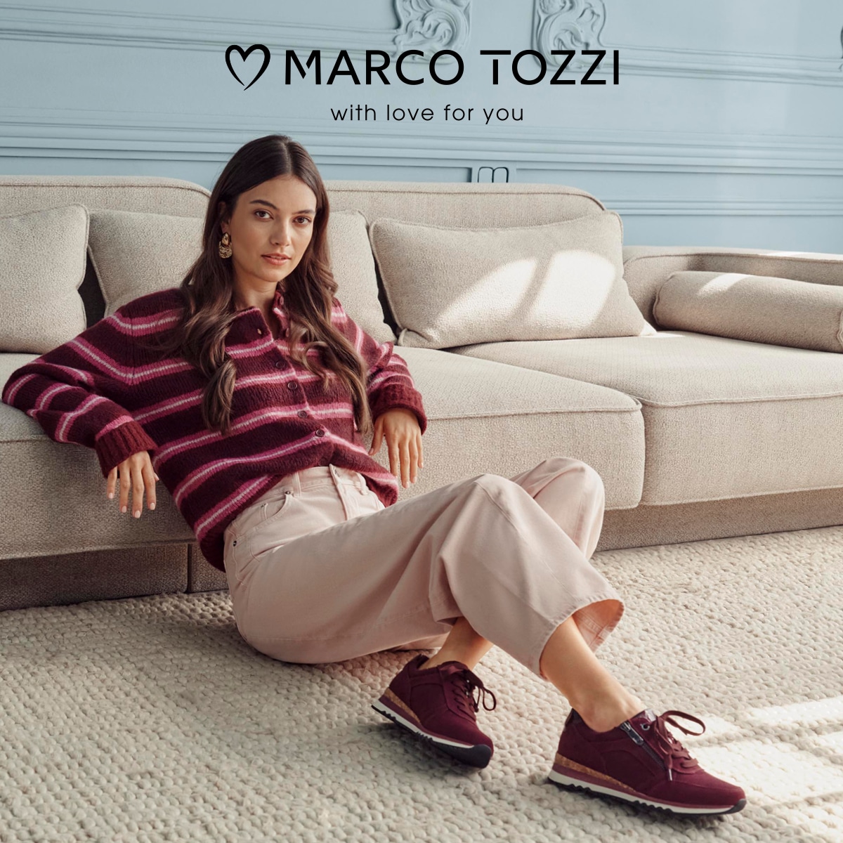 MARCO TOZZI Baskets compensées  Chaussure de loisir, chaussure à lacets avec logo cœur légèrement brillant