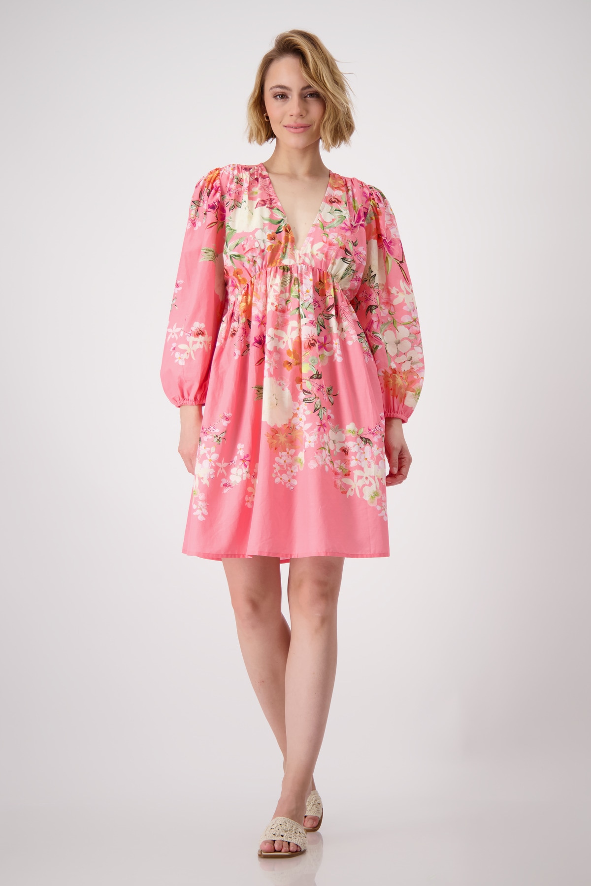 Monari Midikleid »Kleid Blumenverlauf allov.«, Mit V-Ausschnitt