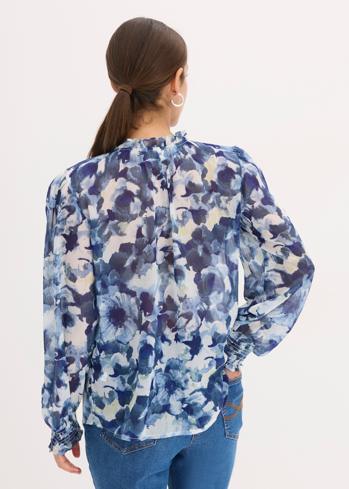 bonprix Blouse en mousseline avec imprimé floral, coupe ajustée, sans col