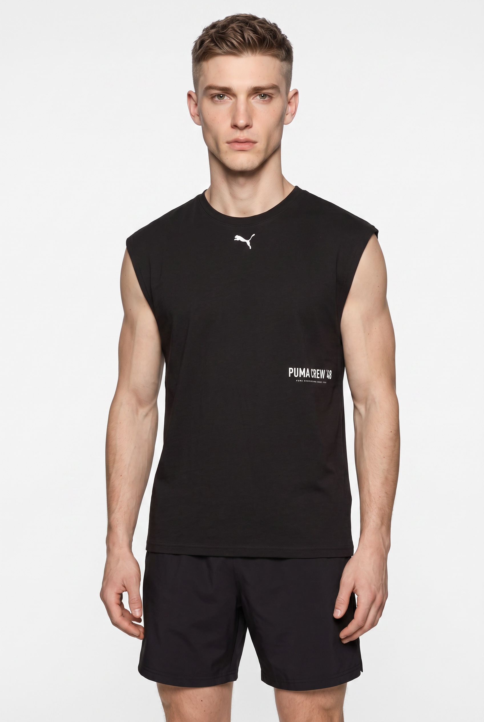 PUMA T-shirt d'entraînement »M GRAPHIC CUTOFF TANK« coupe régulière, respirant, séchage rapide, col rond