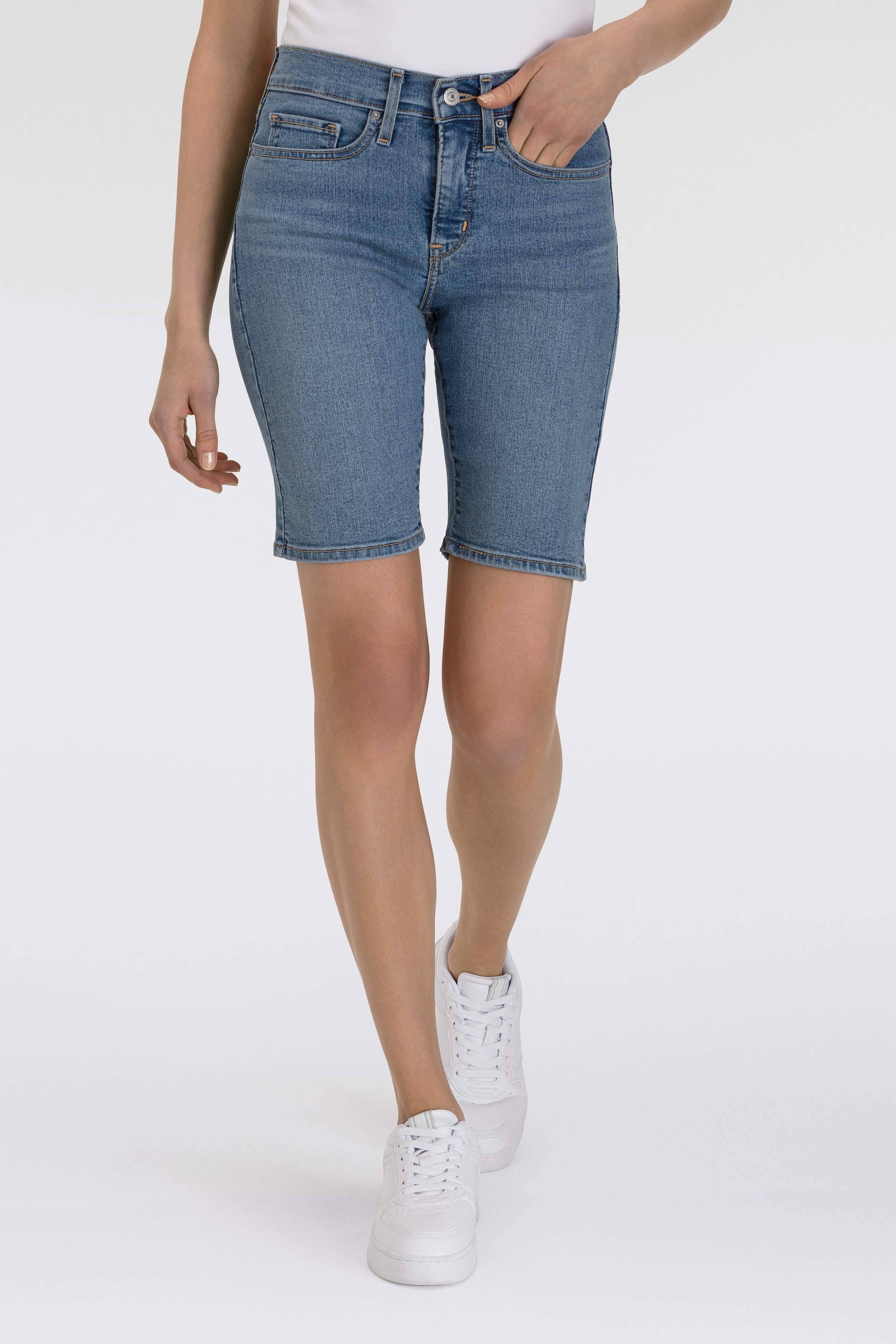 Image of Levis Shorts "SHAPING BERMUDA" Sommerhose im Five-Pocket Style