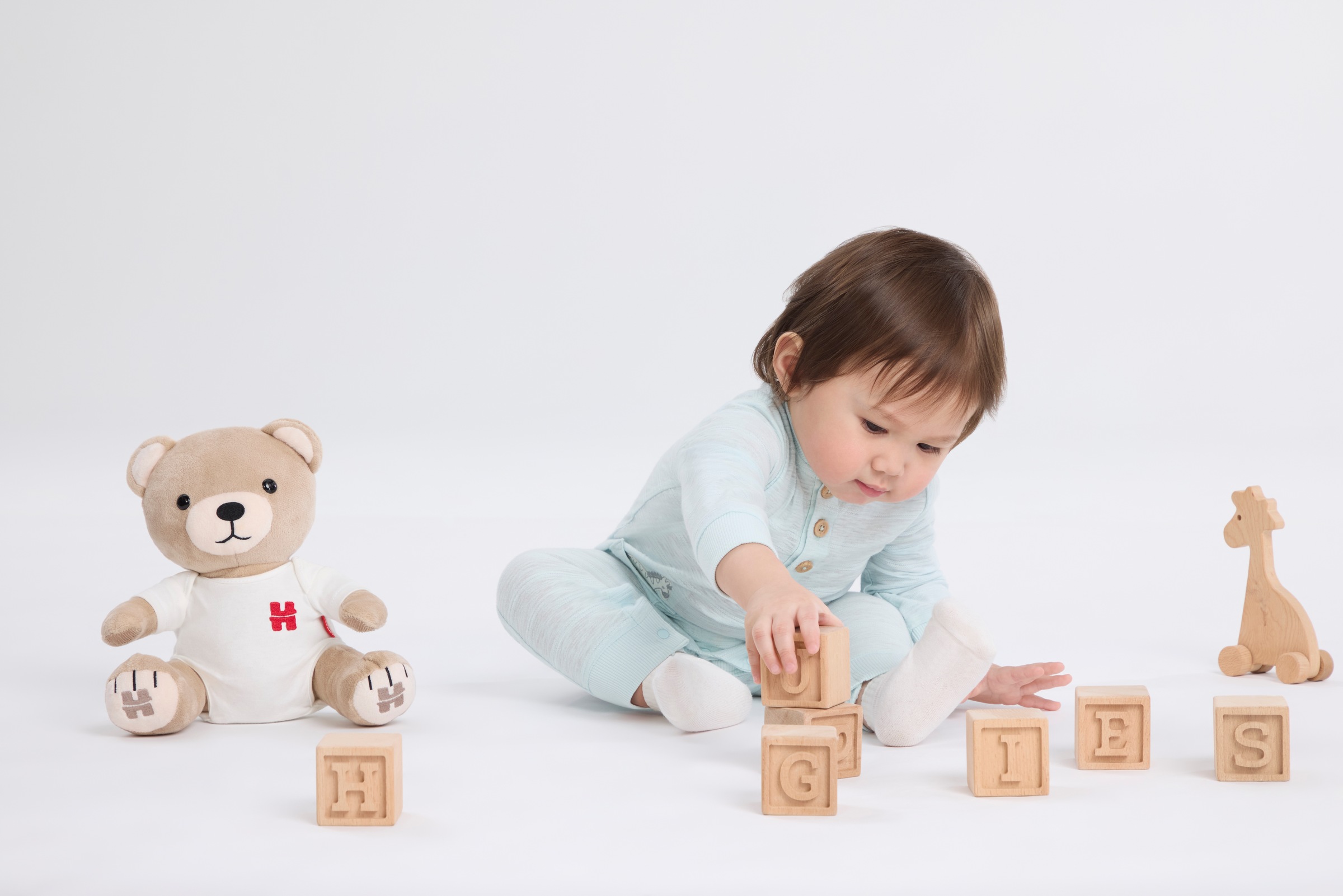 HUGGIES babywear Combinaison »HUGB COVERALL« mit Stickerei
