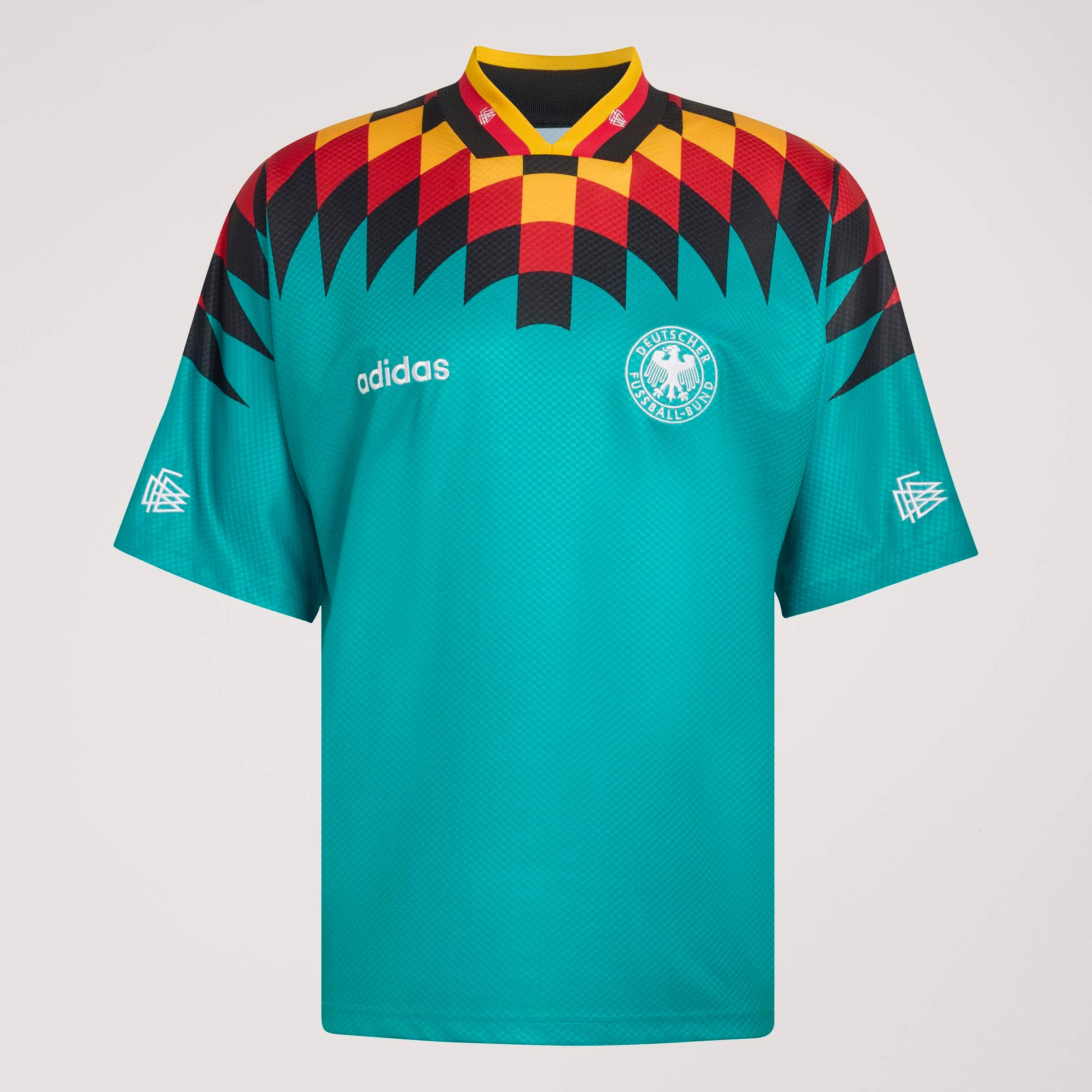 adidas Performance Maillot de foot »DFB A JSY 94« avec encolure en V, coupe ample, en maille jacquard