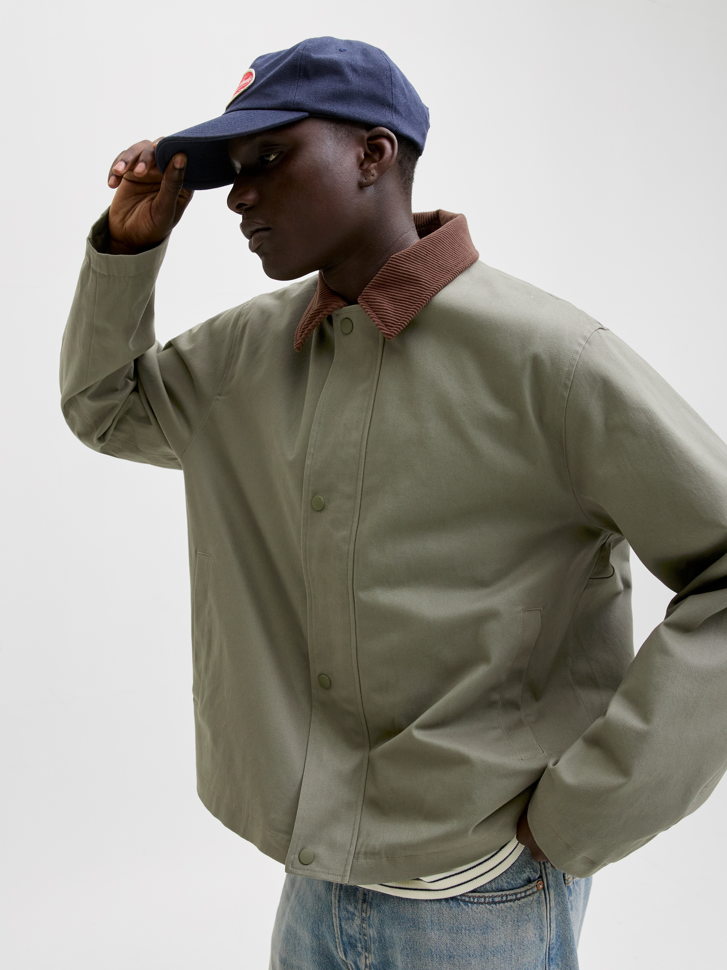 Jack & Jones Kurzjacke »JJEGRAHAM WORKER JACKET SN« mit Fly-Away-Kragen