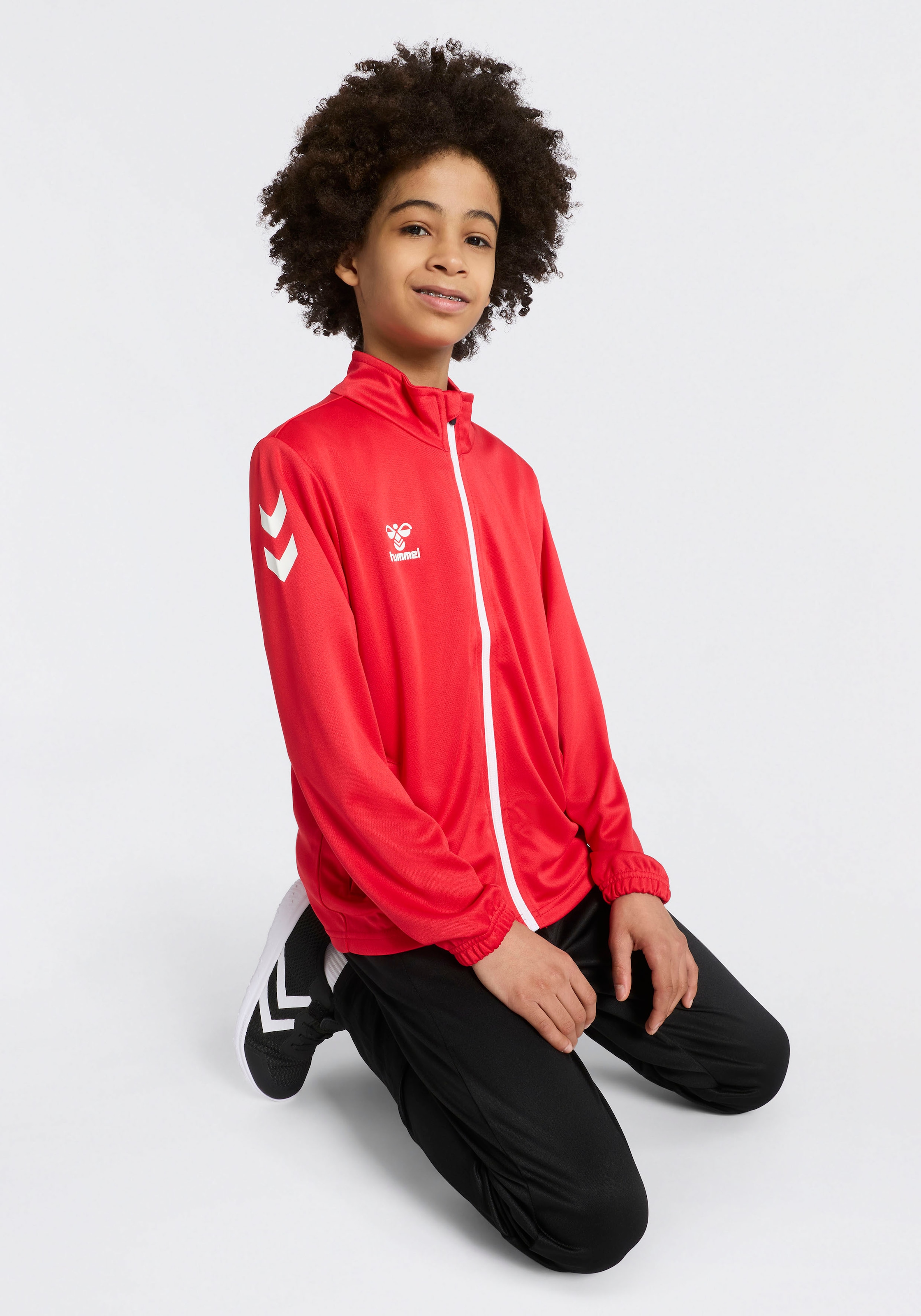 hummel Trainingsanzug »HMLLOGO SUIT KIDS« 2 Stk. für Kinder und Jugendliche, zweiteiliges Set mit Jacke und Hose