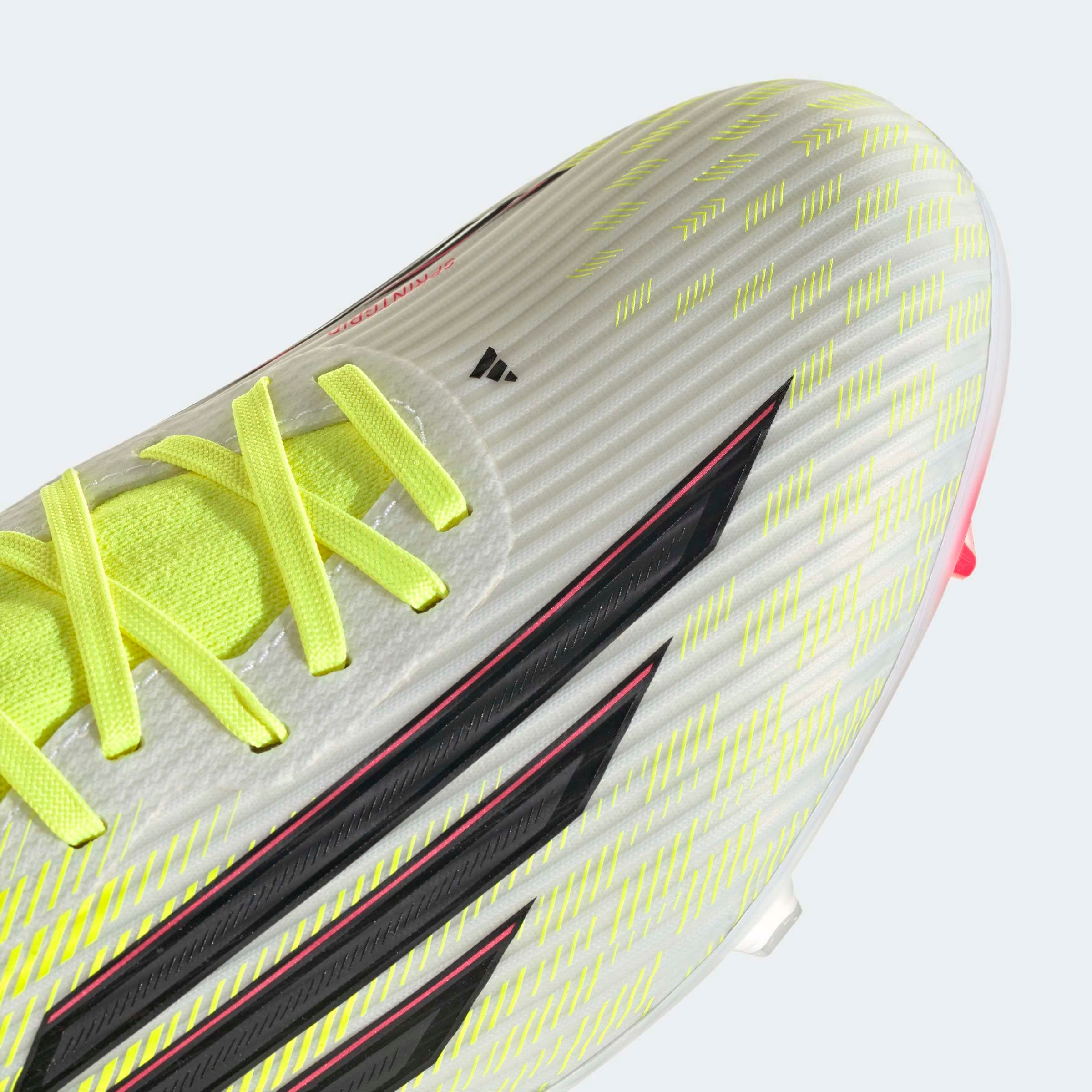 adidas Performance Chaussure de football »F50 LEAGUE MID CUT FIRM GROUND / MULTI GROUND«  für viele verschiedene Böden geeignet