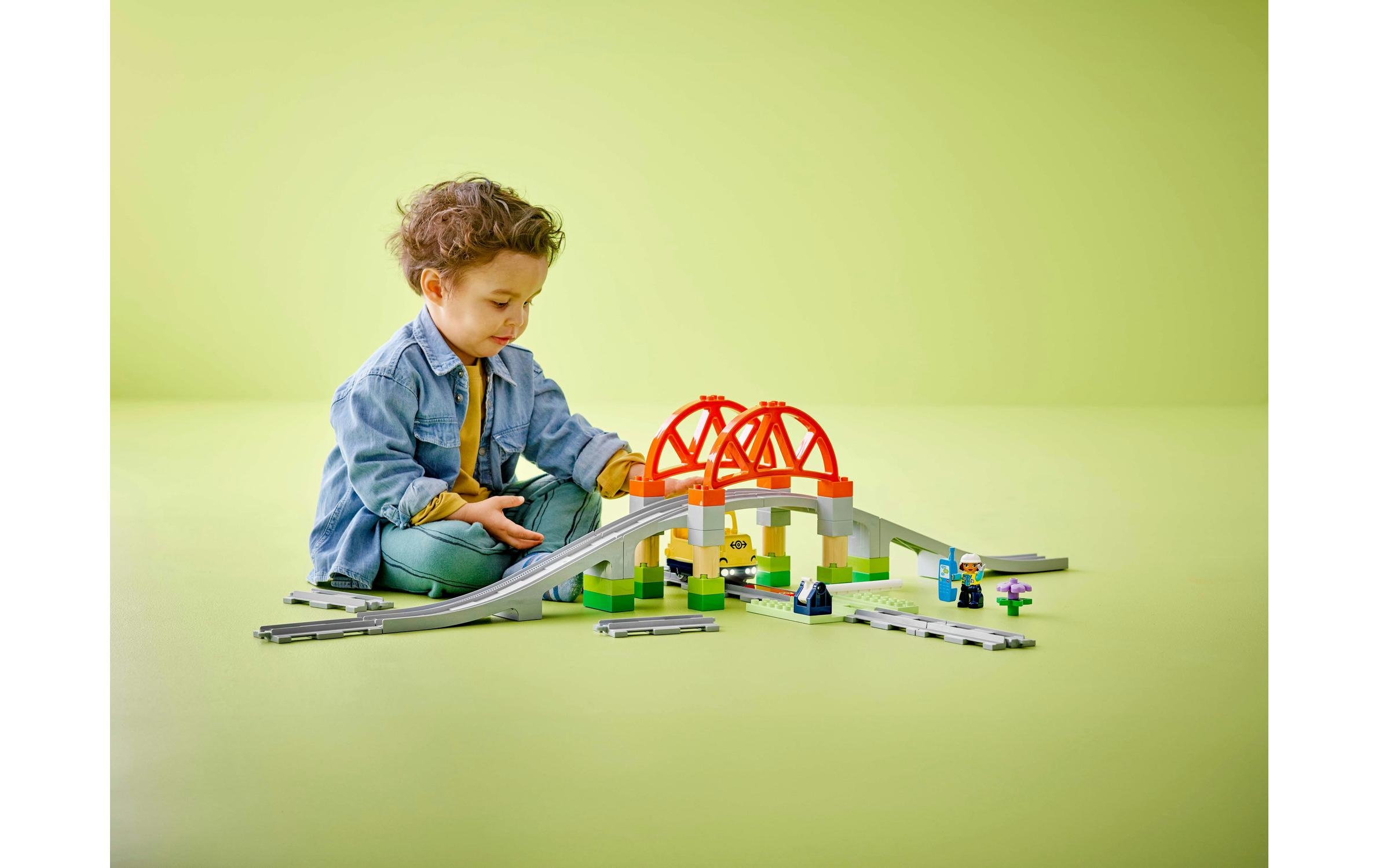 LEGO® Spielbausteine »DUPLO® Eisenbahnbrücke und Schienen 10426«, (42 St.)