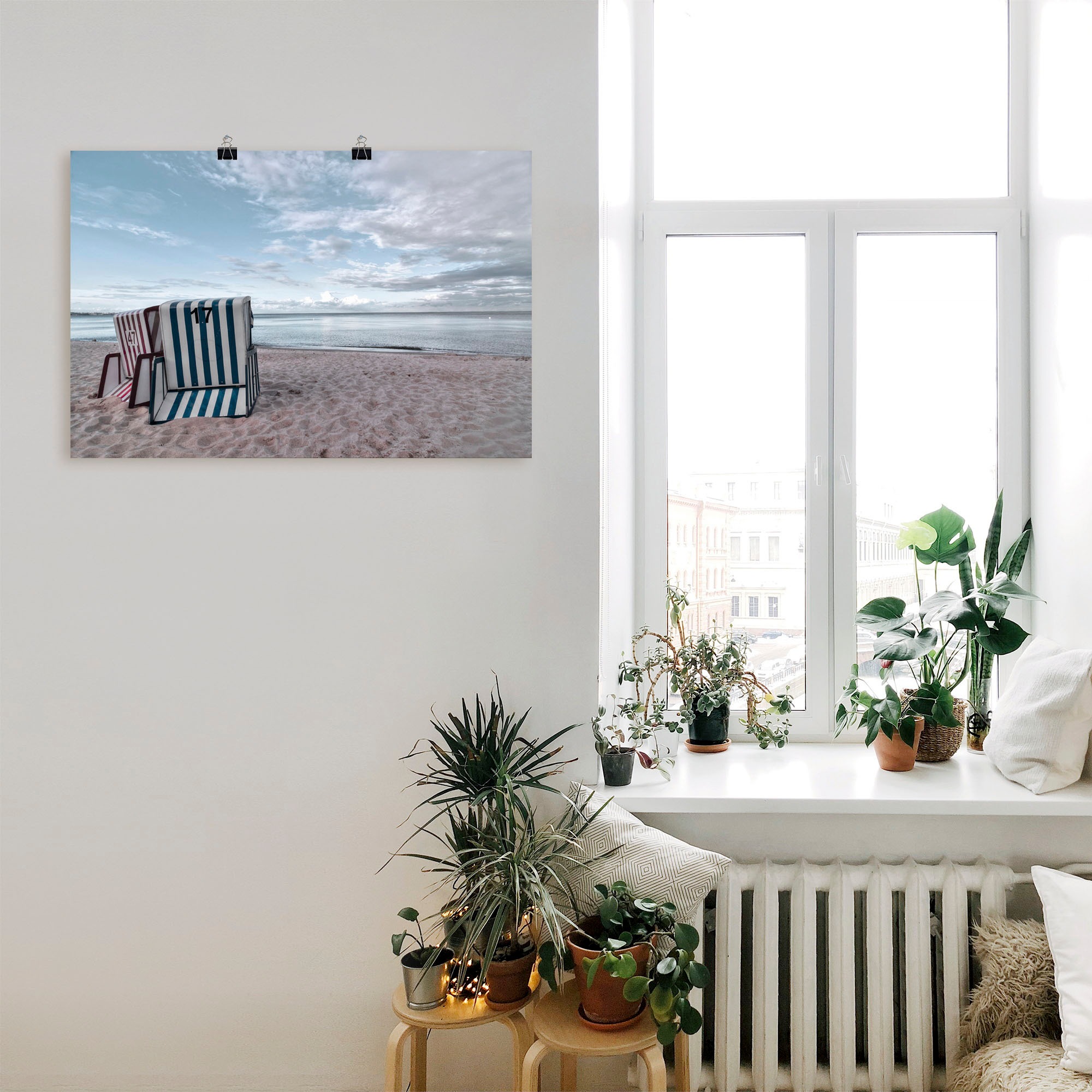 Artland Wandbild »Einsame Strandkörbe am Ostseestrand«, Strand, (1 St.), als Leinwandbild, Poster in verschied. Grössen
