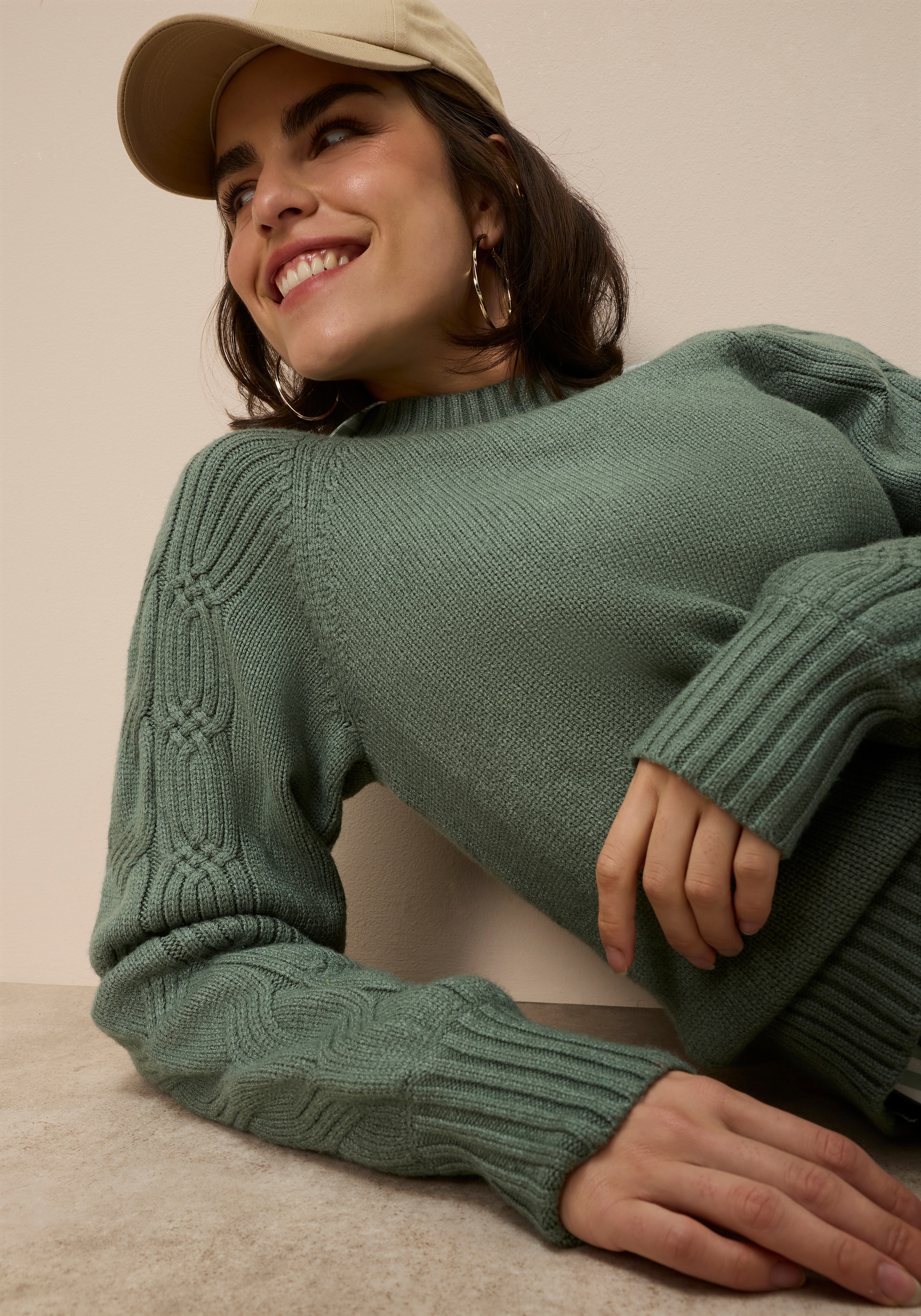 Tamaris Pull en tricot mit Rundhals-Ausschnitt und Zopfmuster