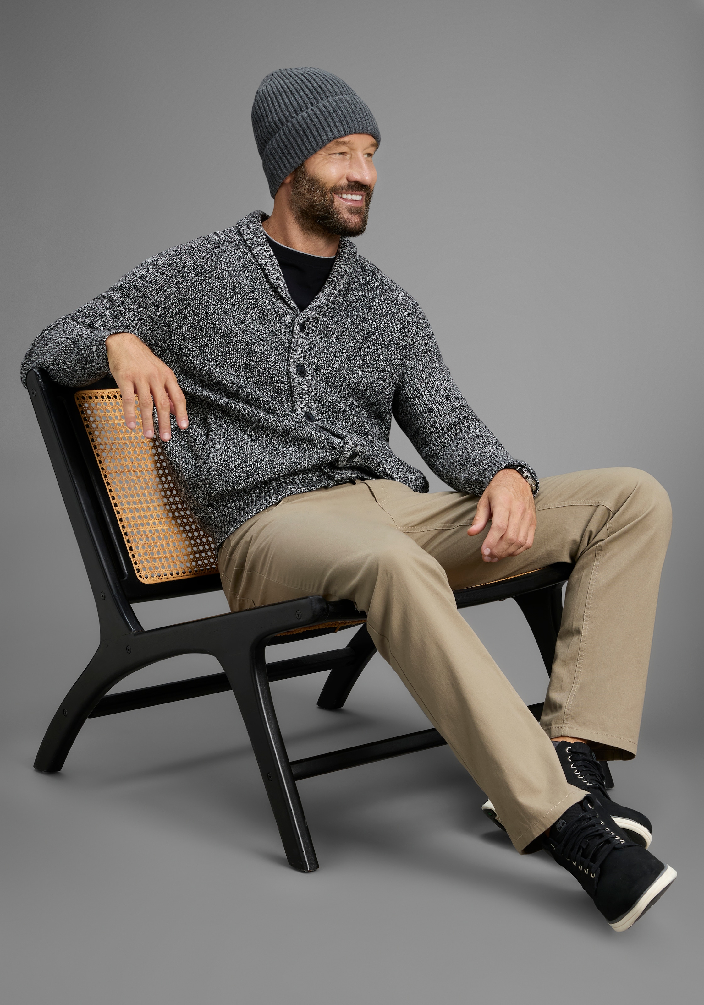 Man's World Veste en tricot »Neue Kollektion! Mit Knopfleiste und Taschen« melierte Optik ,weicher Griff, Perfekt für die kältere Jahreszeit