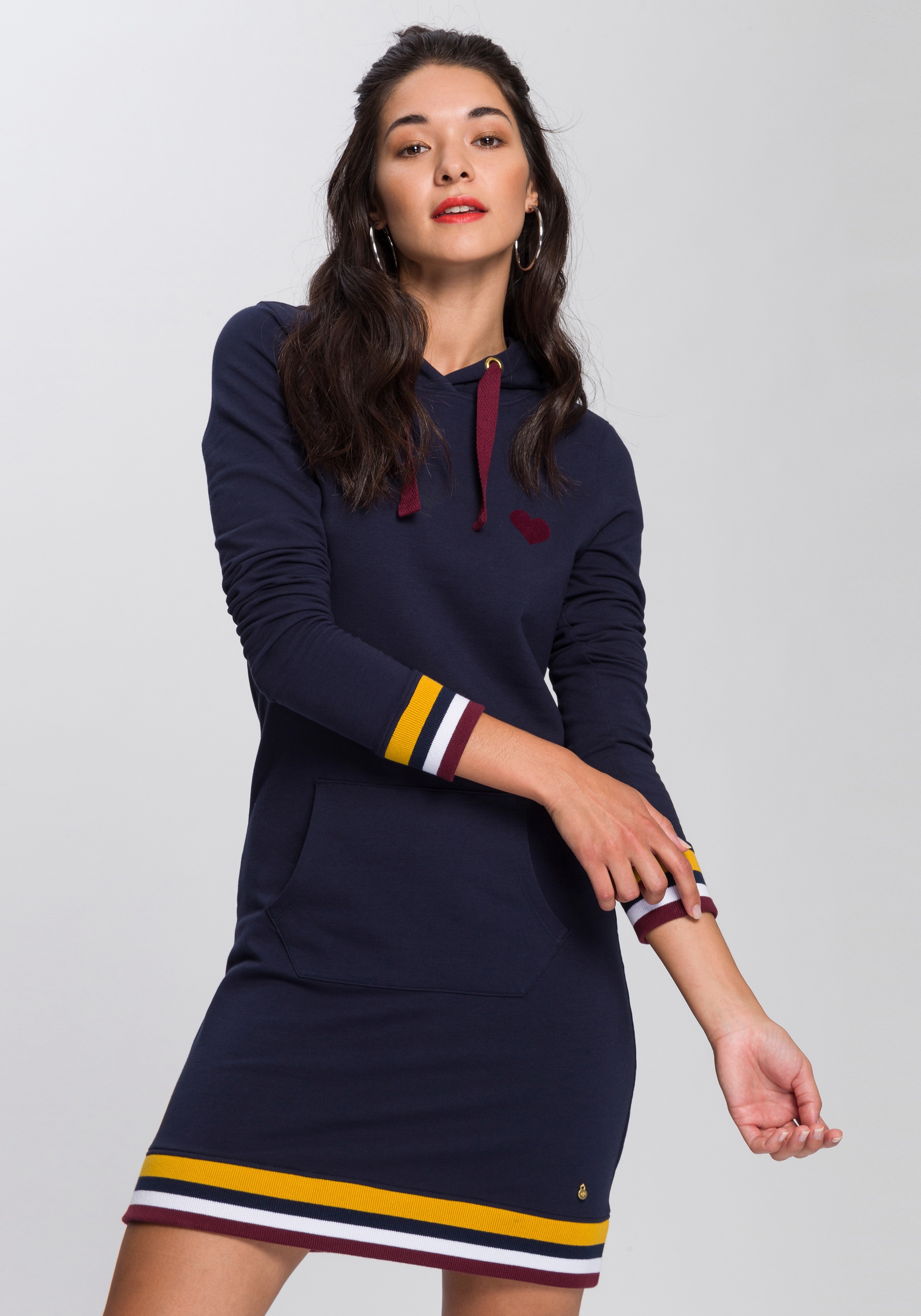 Image of AJC Sweatkleid, mit herzlichem Flock-Druck bei Ackermann Versand Schweiz