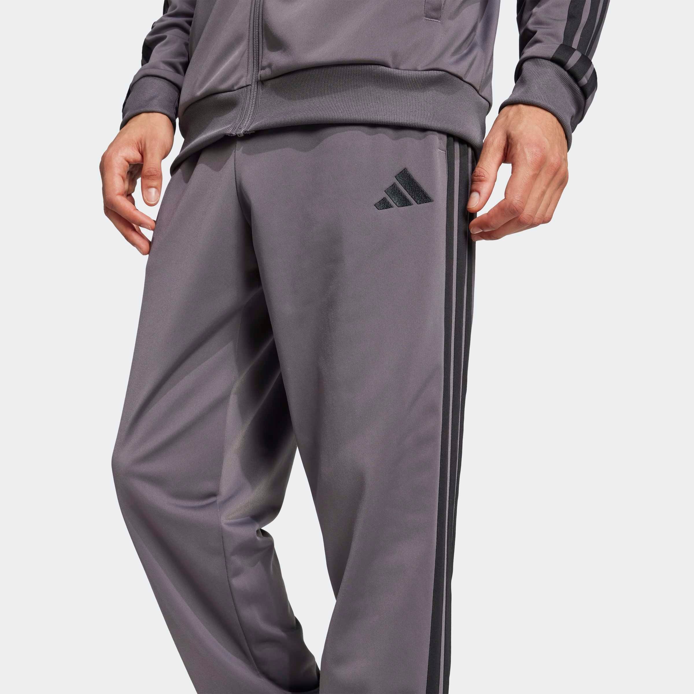 adidas Sportswear Trainingsanzug »M 3S TR TT TS«, (2 tlg.), Basic 3-Streifen Trikot