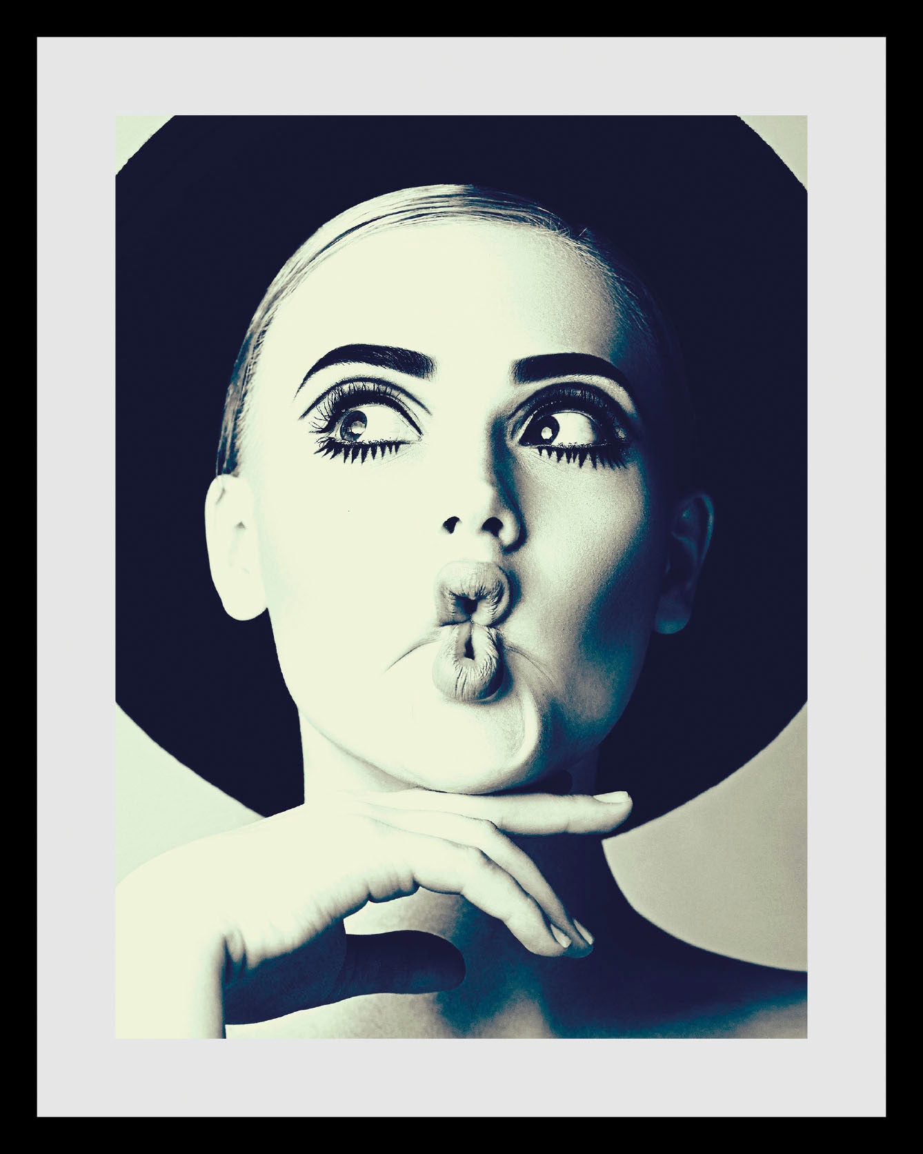 queence Image »Duckface« 1 cuis tlg. HD Premium Poster-Druck inkl. Holzrahmen