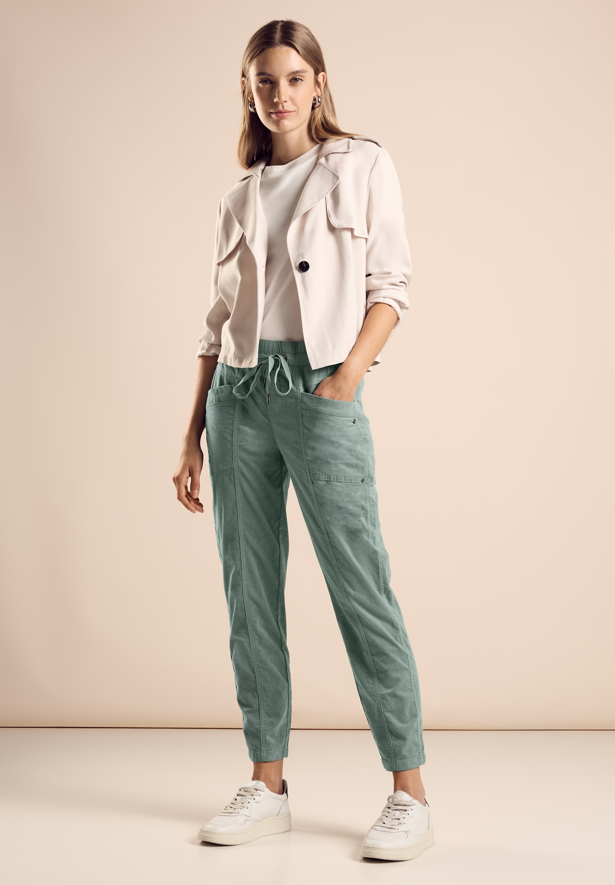 STREET ONE Cordhose »Style Bonny«, im Four-Pocket Style