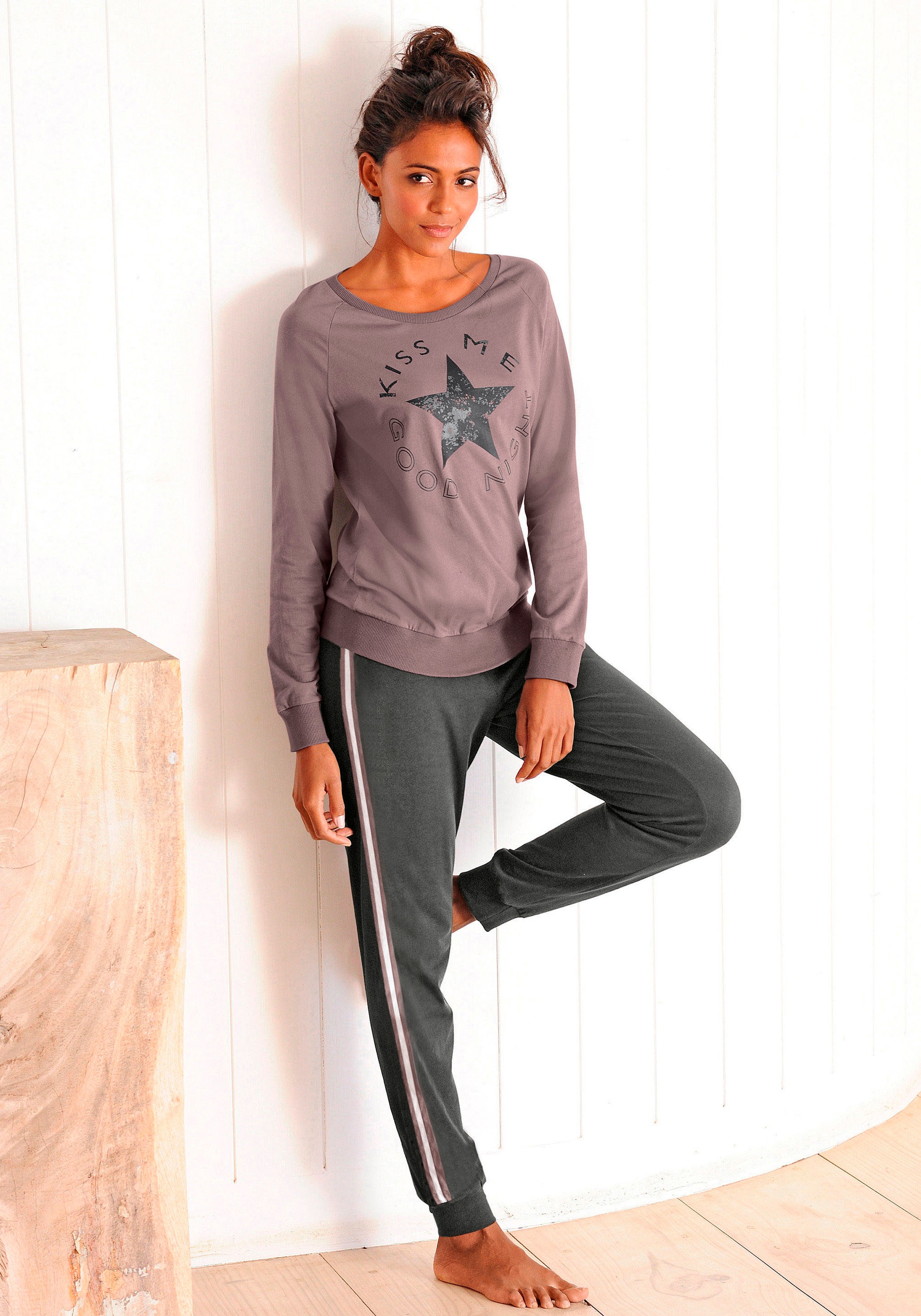 Image of Buffalo Pyjama Set, 2 mit Sternenprint