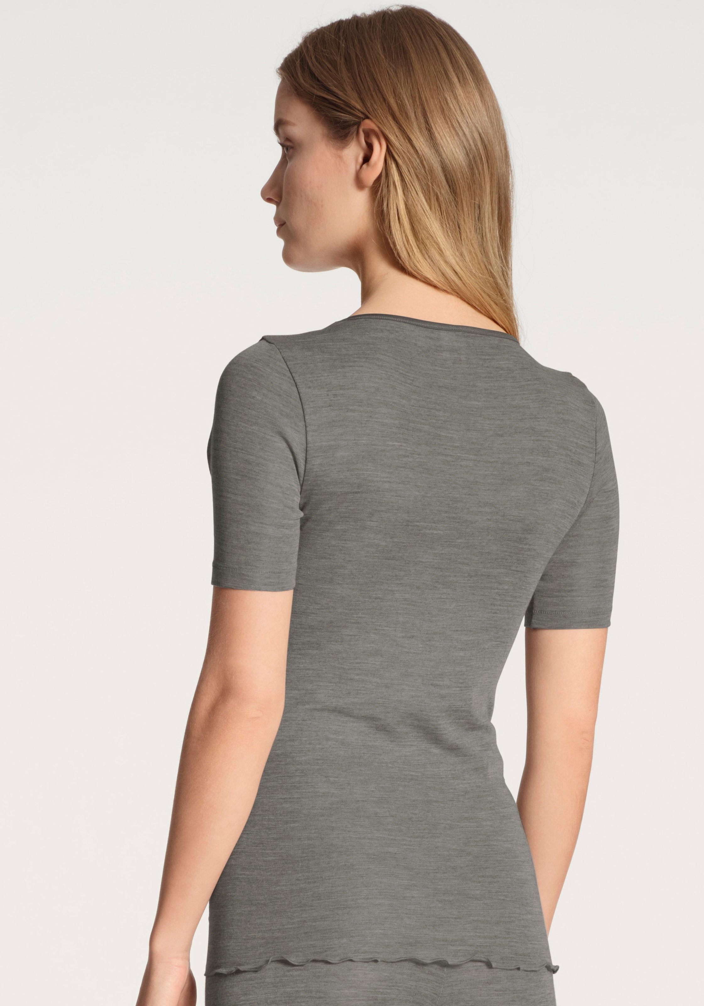 CALIDA Kurzarmshirt »True Confidence«, mit Satinbandeinfassung am Rundhalsausschnitt
