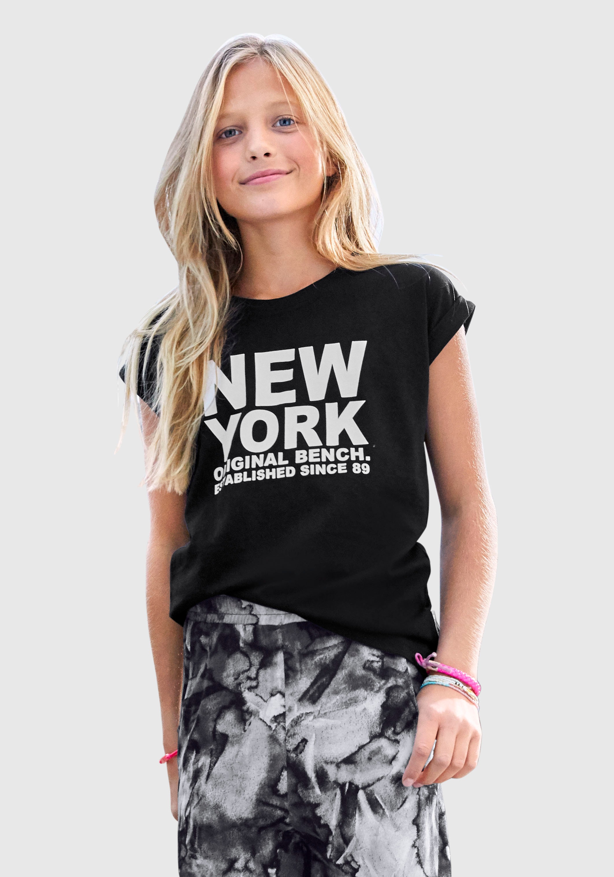 Image of Bench. T-Shirt, mit kleinem Ärmelaufschlag bei Ackermann Versand Schweiz