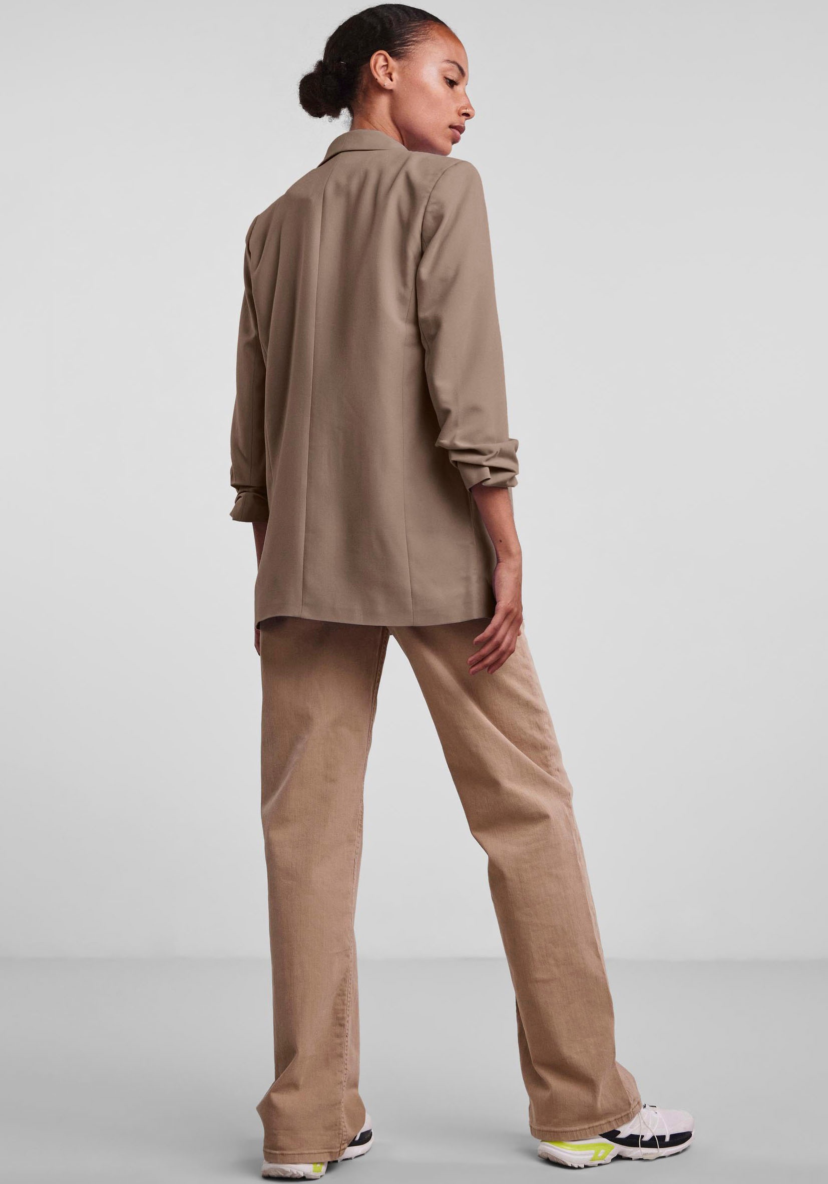 pieces Blusenblazer »PCBOSELLA 3/4 BLAZER NOOS«, mit Faltendetail am Ärmel