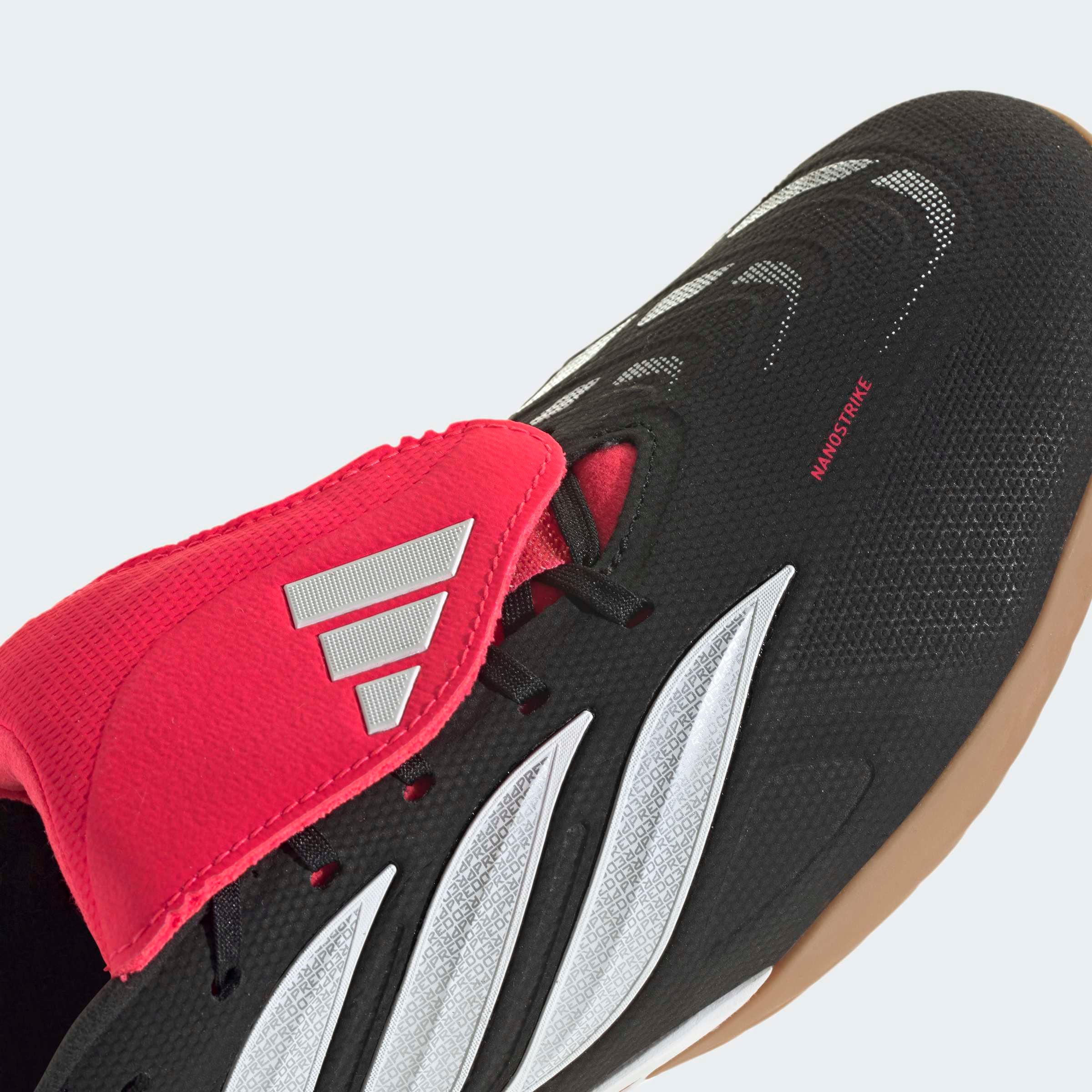 adidas Performance Chaussure de football »PREDATOR LEAGUE , HALLENBÖDEN, UMSCHLAGBARE ZUNGE«  pour sol de salle