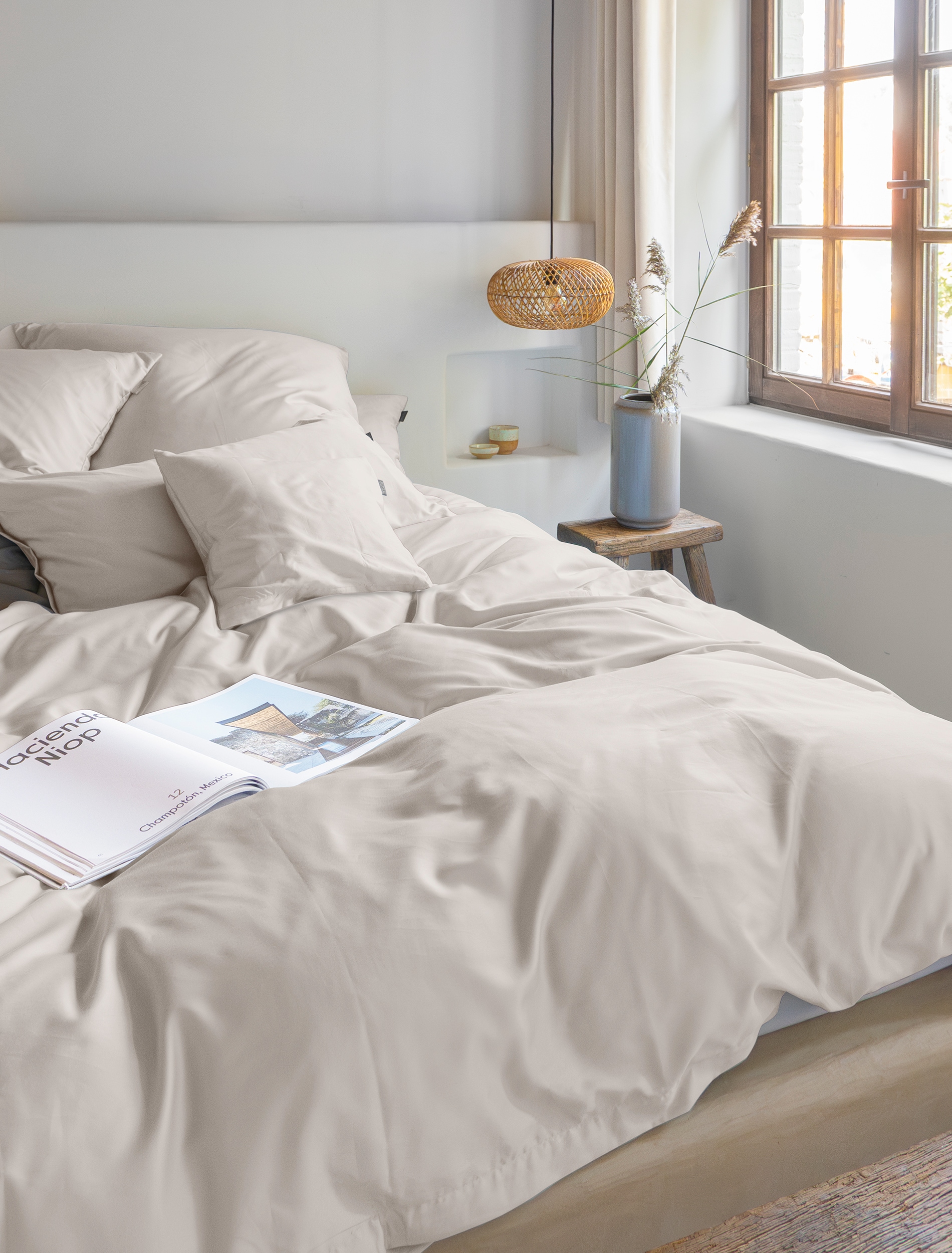 Image of Irisette Bettwäsche "Premium Satin Bettwäsche Paris" 2 hochwertige Uni Premium Bettwäsche mit Reissverschluss, 100% Baumwolle