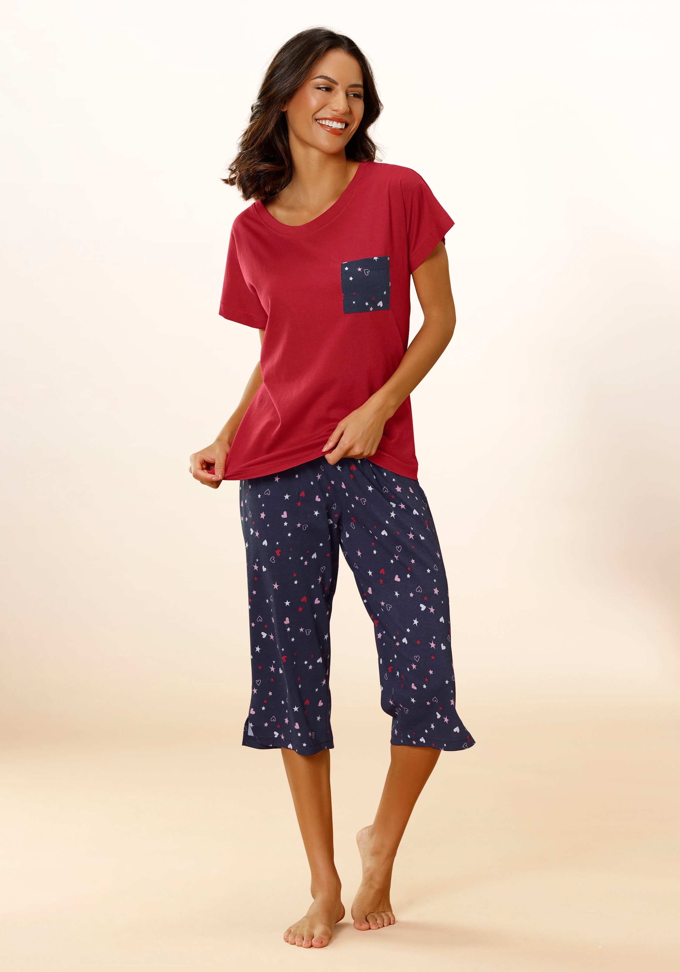 Image of Vivance Dreams Capri-Pyjama Set, 2 tlg. mit niedlichem Herzen-Sterne-Druck