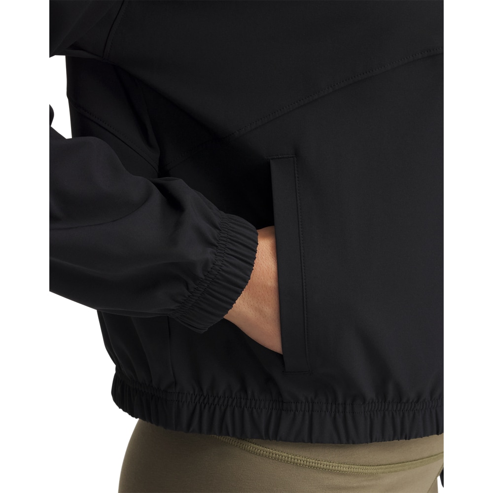 Under Armour® T-shirt fonctionnel »UA RIVAL WOVEN JACKET« avec élasthanne, matière légère