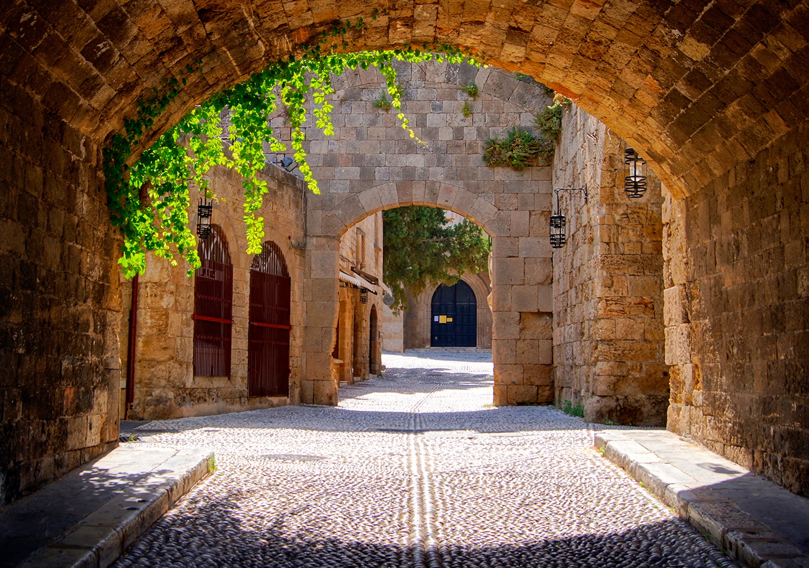 Image of Consalnet Papiertapete »TUNNEL«, grafisch, in verschiedenen Grössen bei Ackermann Versand Schweiz