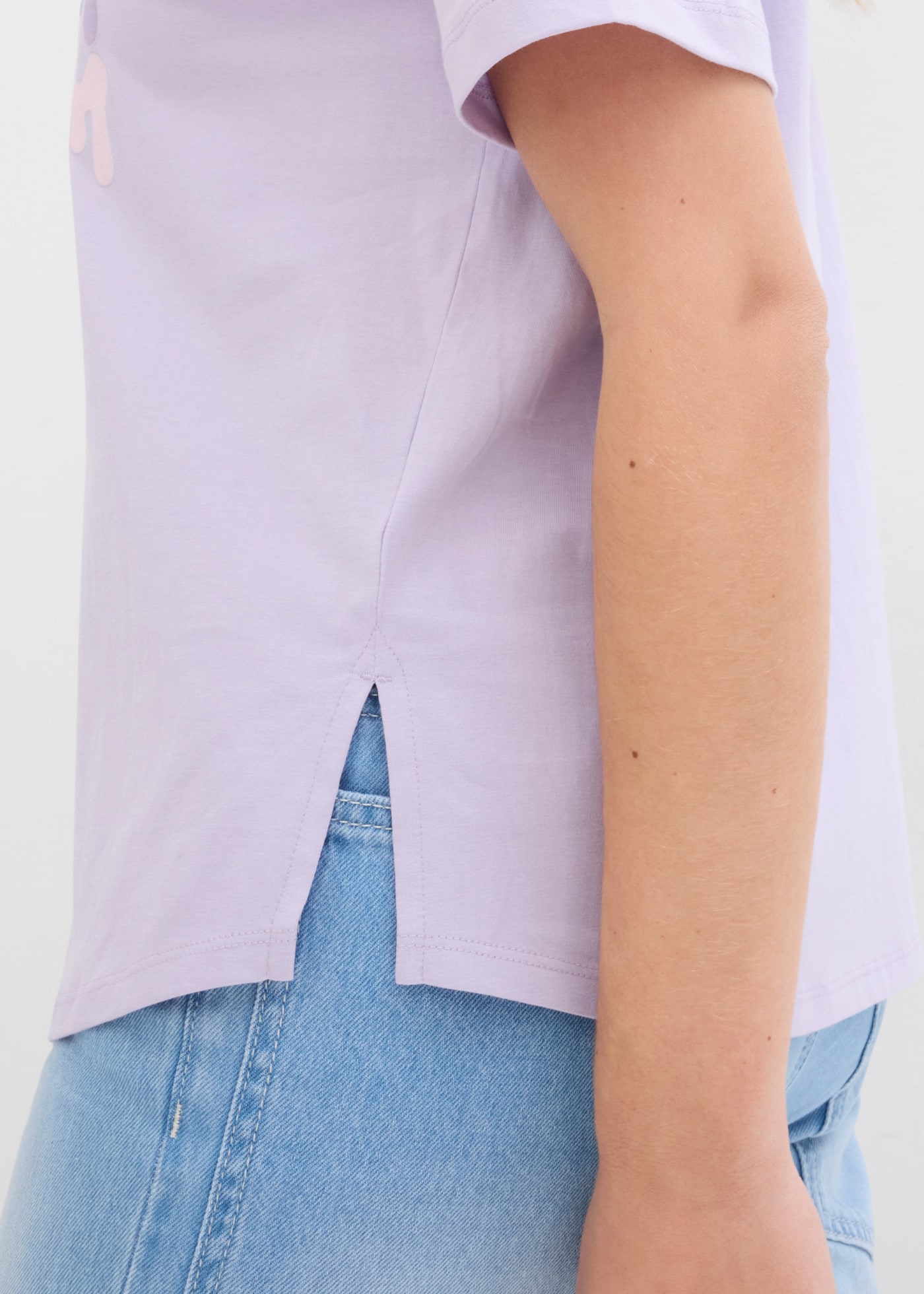 bonprix Oversize-Shirt weiter Schnitt, Halbarm-Design, aus Baumwolle, mit Brustdruck