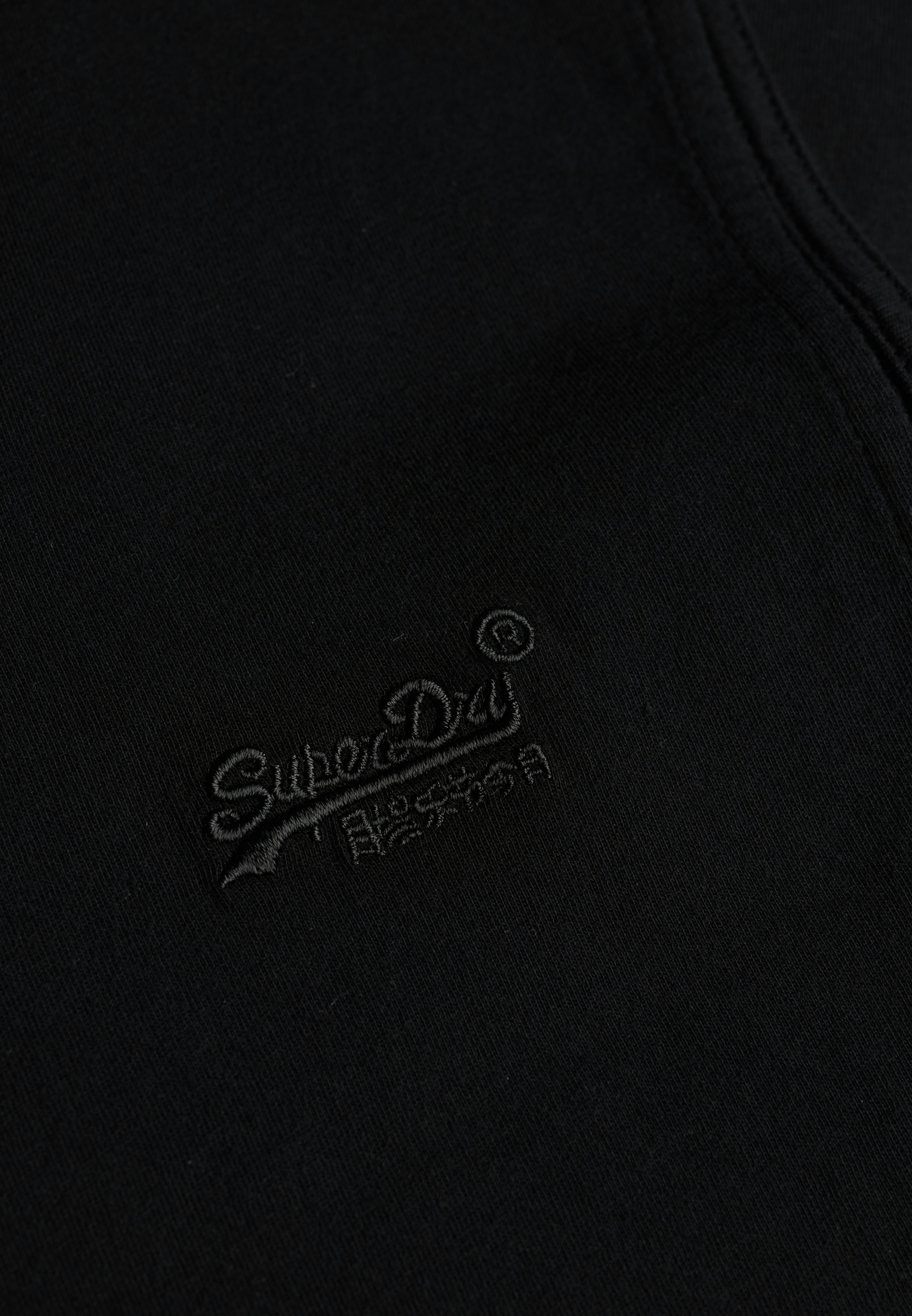 Superdry Débardeur »ESSENTIAL LOGO TANK UB« à coupe décontractée, en coton et jersey simple